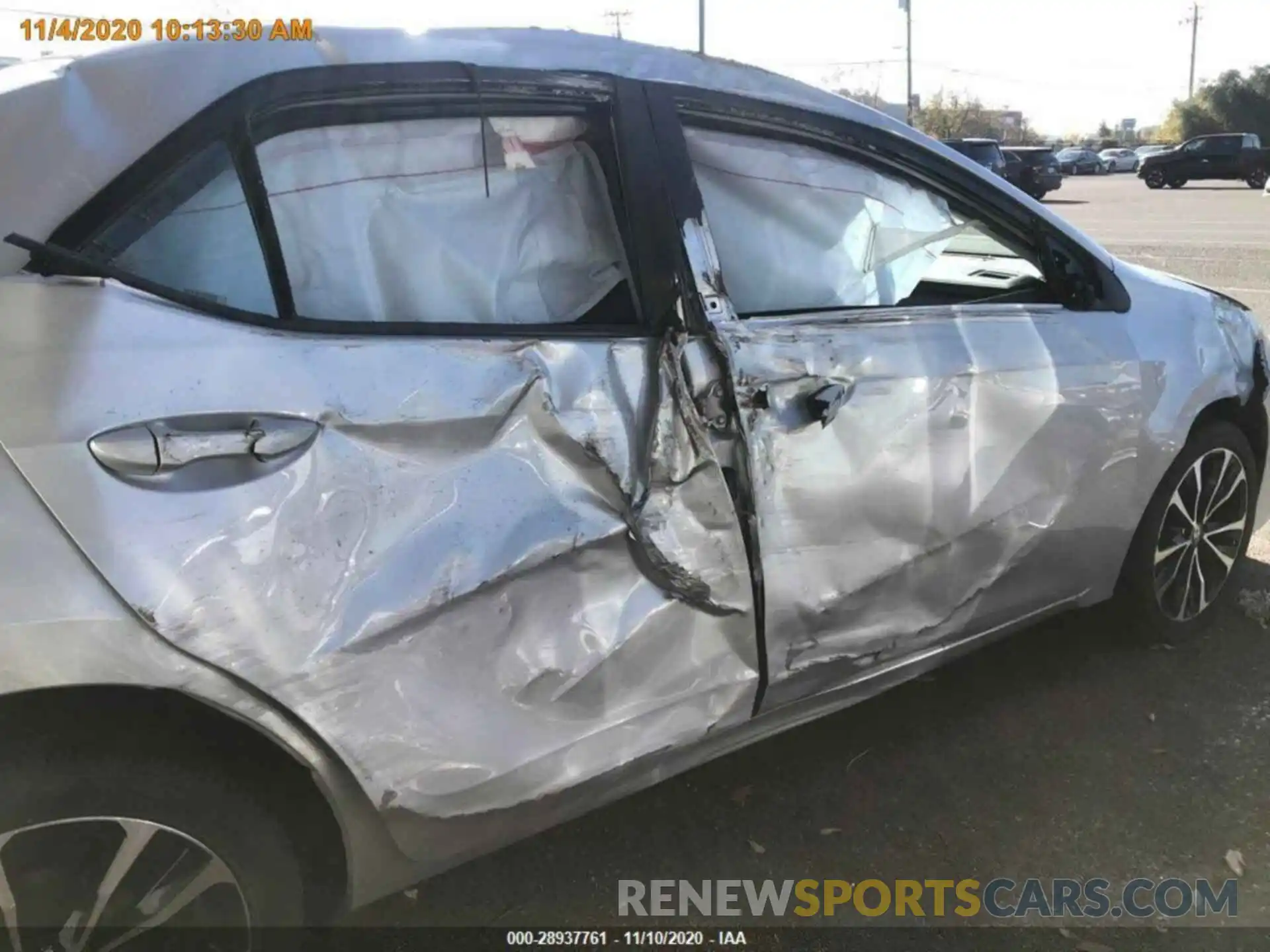 16 Photograph of a damaged car 2T1BURHE0KC239879 TOYOTA COROLLA 2019