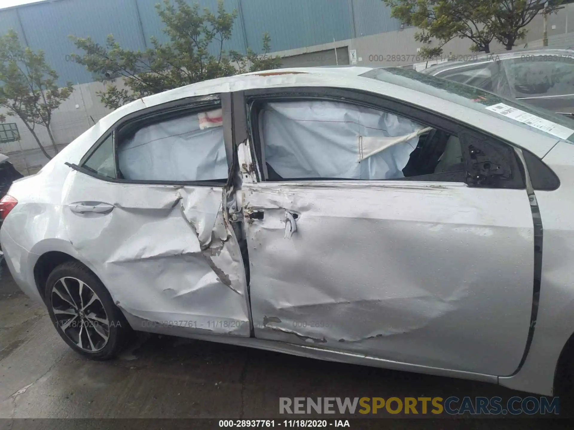 6 Photograph of a damaged car 2T1BURHE0KC239879 TOYOTA COROLLA 2019