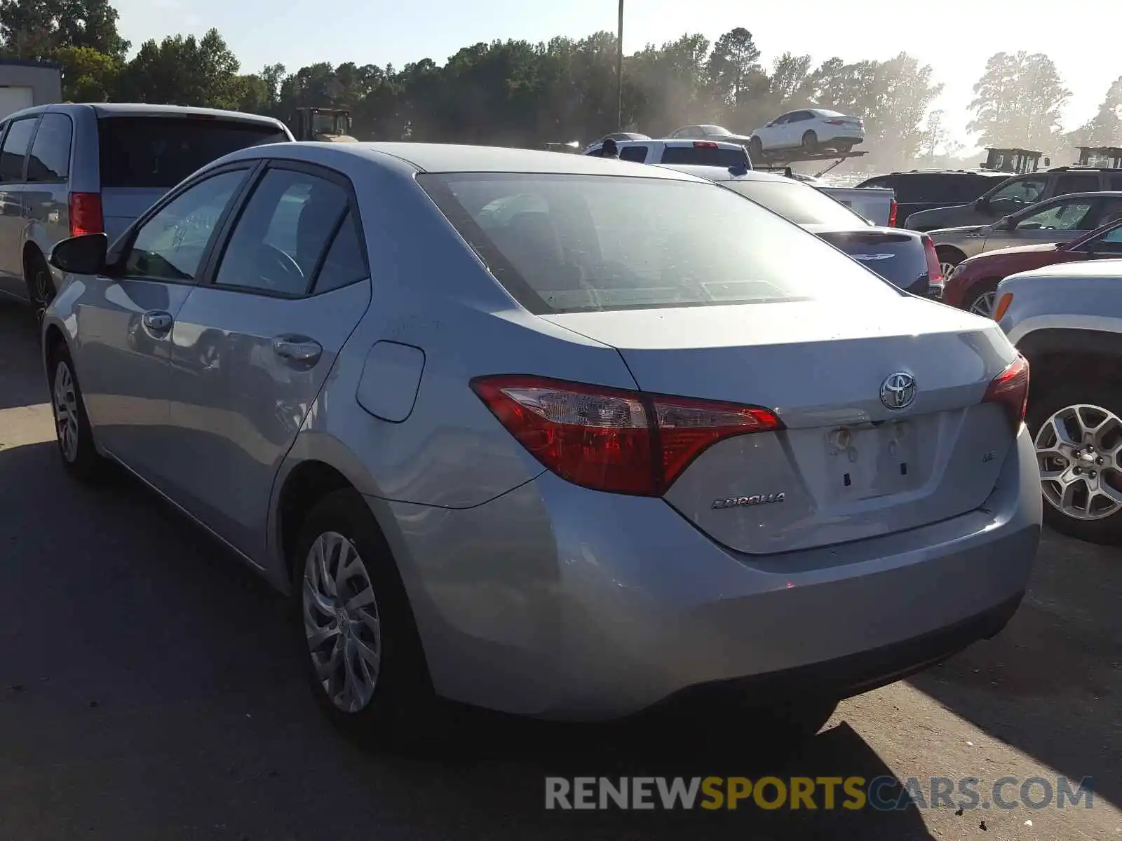 3 Photograph of a damaged car 2T1BURHE0KC240076 TOYOTA COROLLA 2019