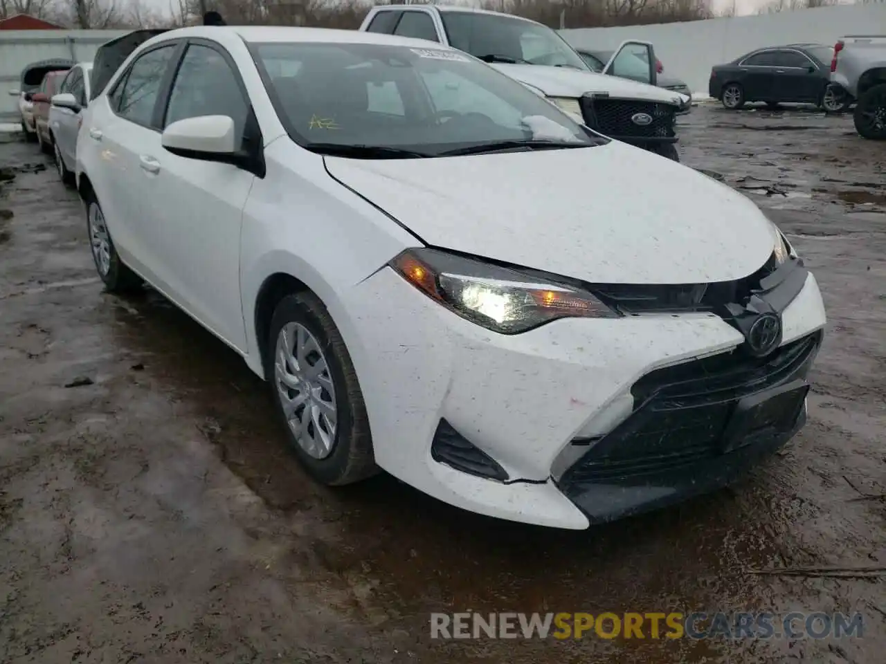 1 Photograph of a damaged car 2T1BURHE0KC240479 TOYOTA COROLLA 2019