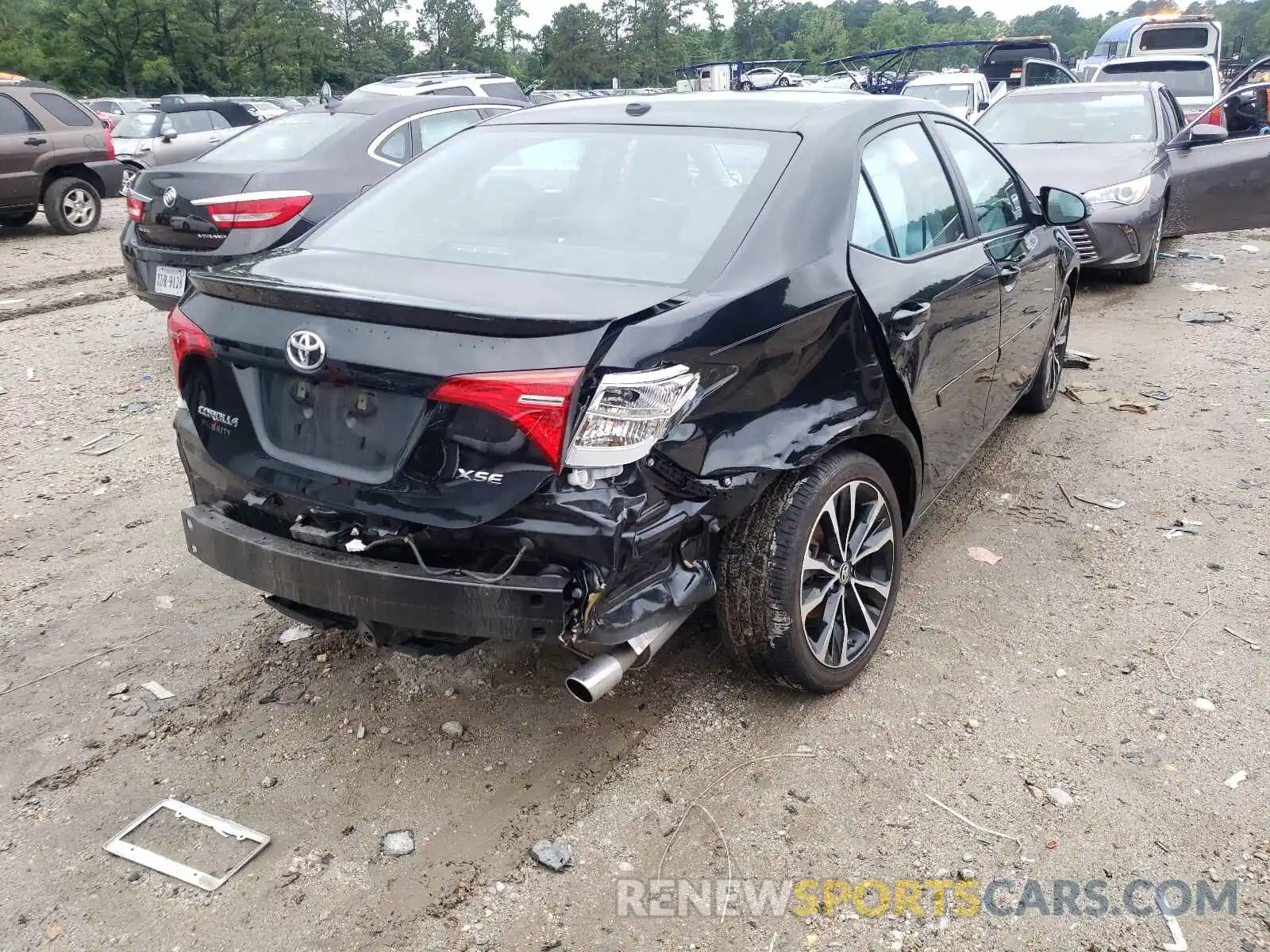 4 Photograph of a damaged car 2T1BURHE0KC240739 TOYOTA COROLLA 2019