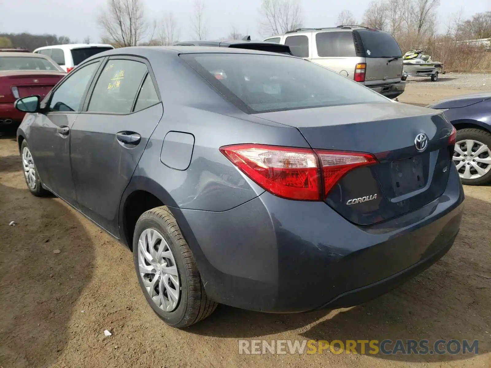 3 Photograph of a damaged car 2T1BURHE0KC240742 TOYOTA COROLLA 2019