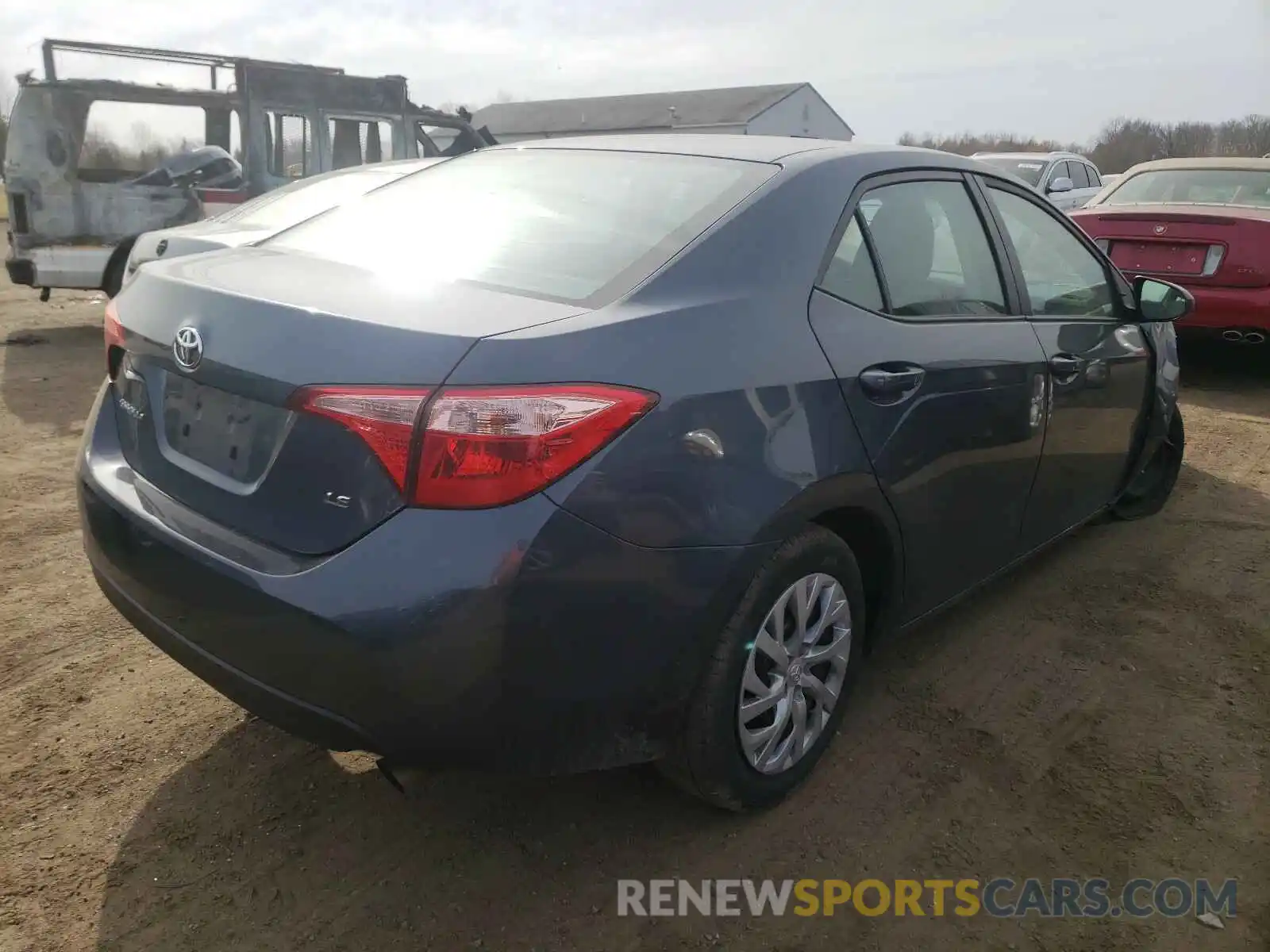 4 Photograph of a damaged car 2T1BURHE0KC240742 TOYOTA COROLLA 2019