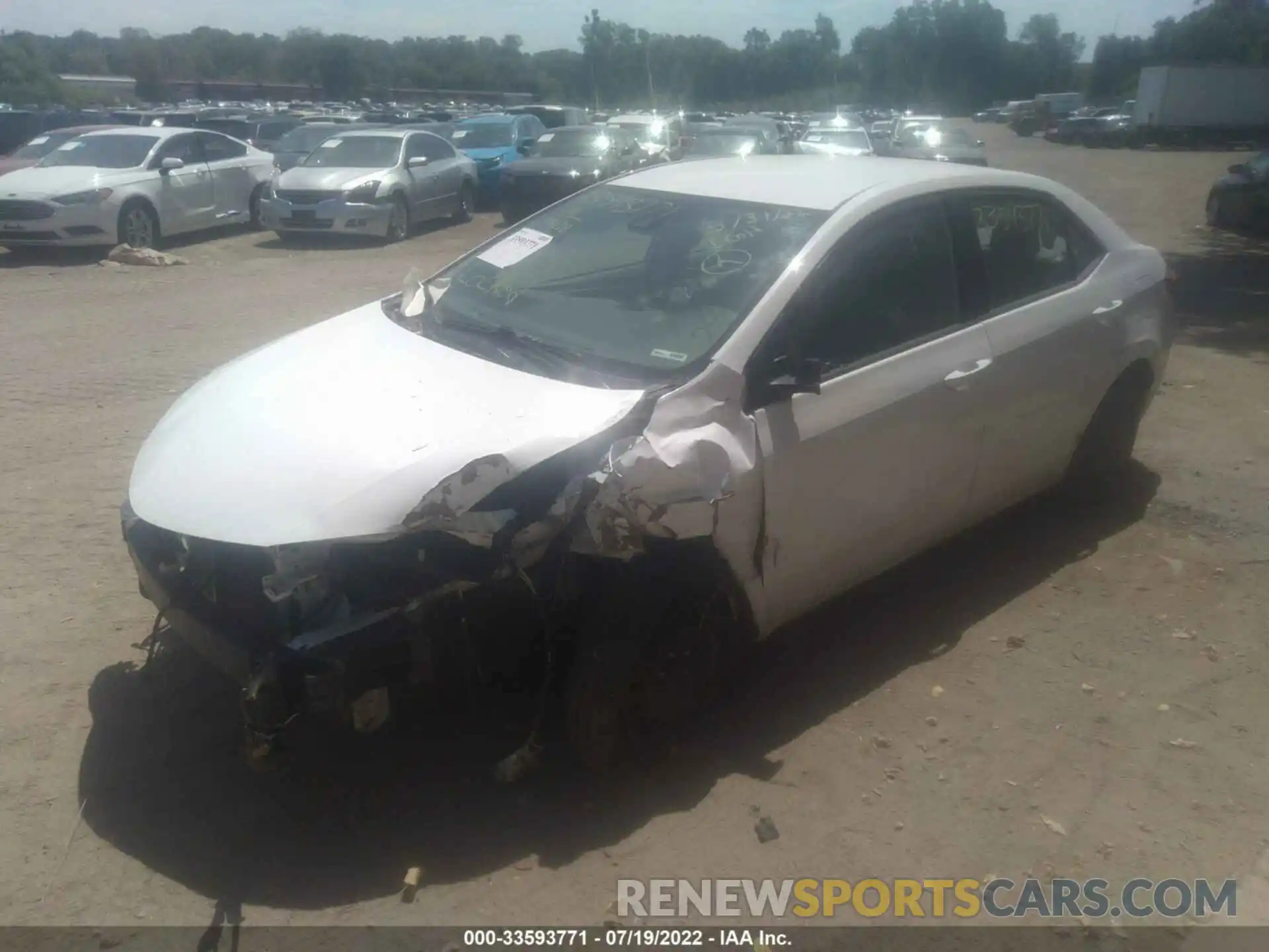 2 Photograph of a damaged car 2T1BURHE0KC241034 TOYOTA COROLLA 2019