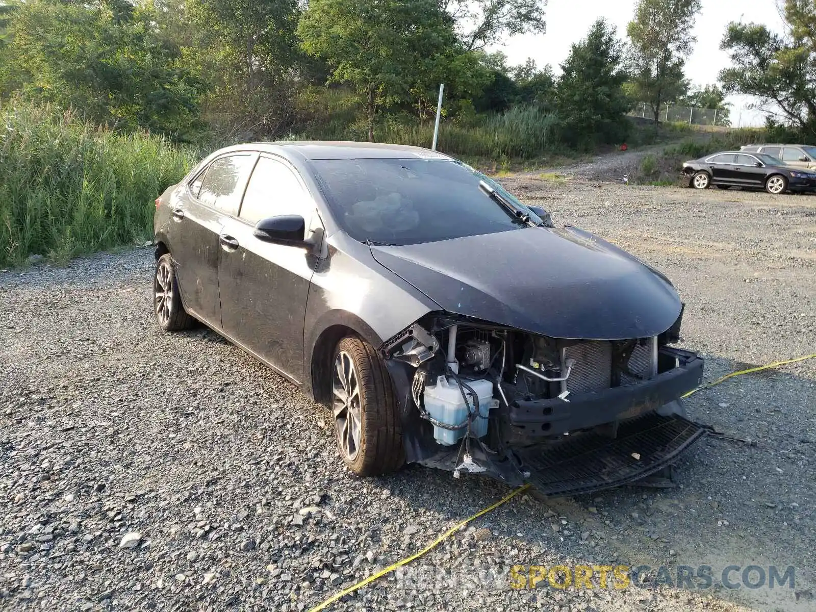 1 Photograph of a damaged car 2T1BURHE0KC241745 TOYOTA COROLLA 2019