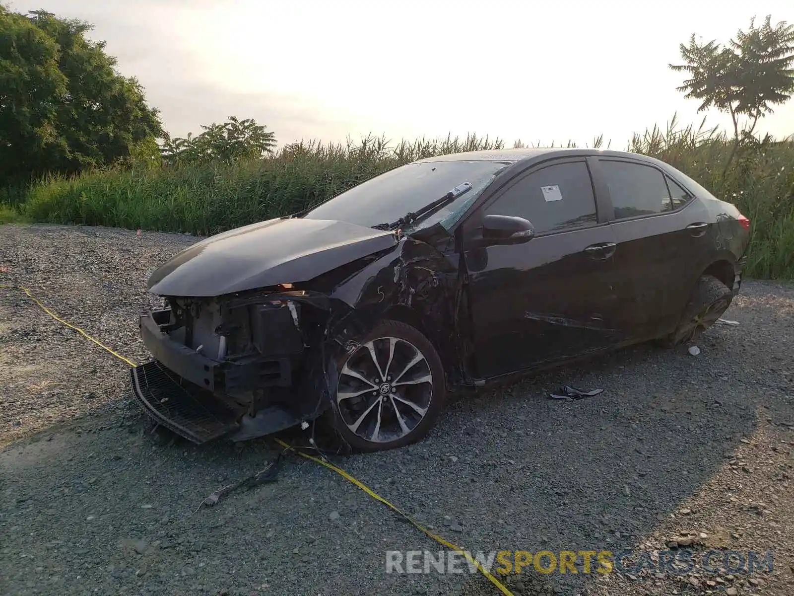 2 Photograph of a damaged car 2T1BURHE0KC241745 TOYOTA COROLLA 2019