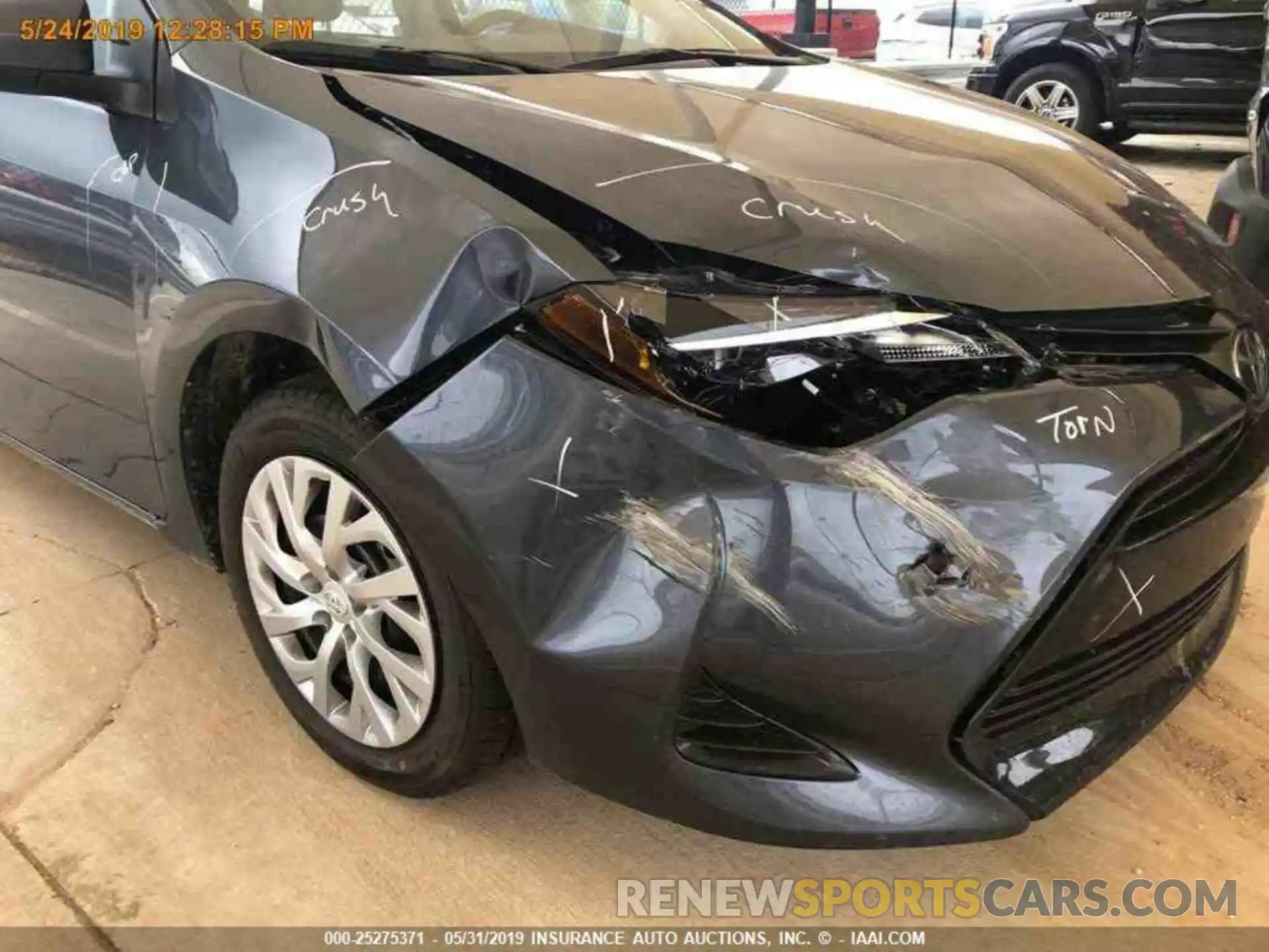 15 Photograph of a damaged car 2T1BURHE0KC242572 TOYOTA COROLLA 2019