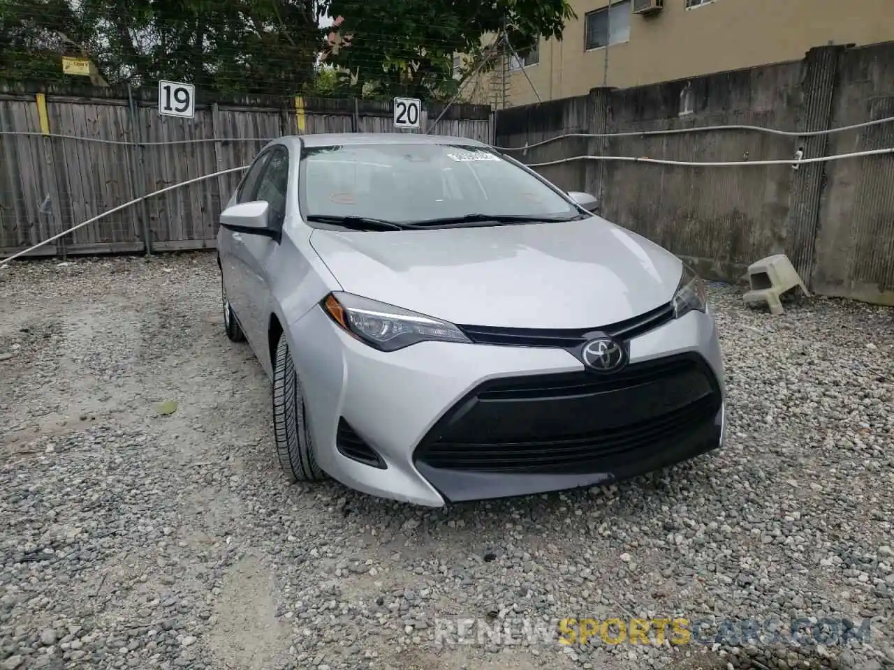 1 Photograph of a damaged car 2T1BURHE0KC243043 TOYOTA COROLLA 2019