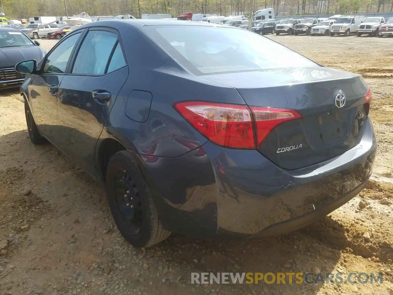 3 Photograph of a damaged car 2T1BURHE0KC243138 TOYOTA COROLLA 2019