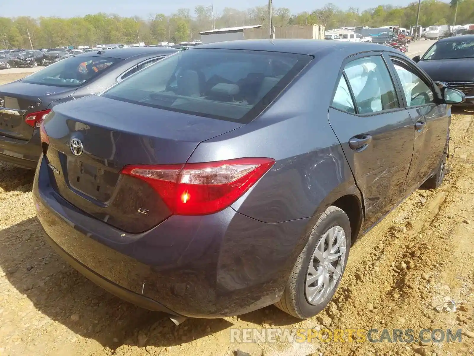 4 Photograph of a damaged car 2T1BURHE0KC243138 TOYOTA COROLLA 2019