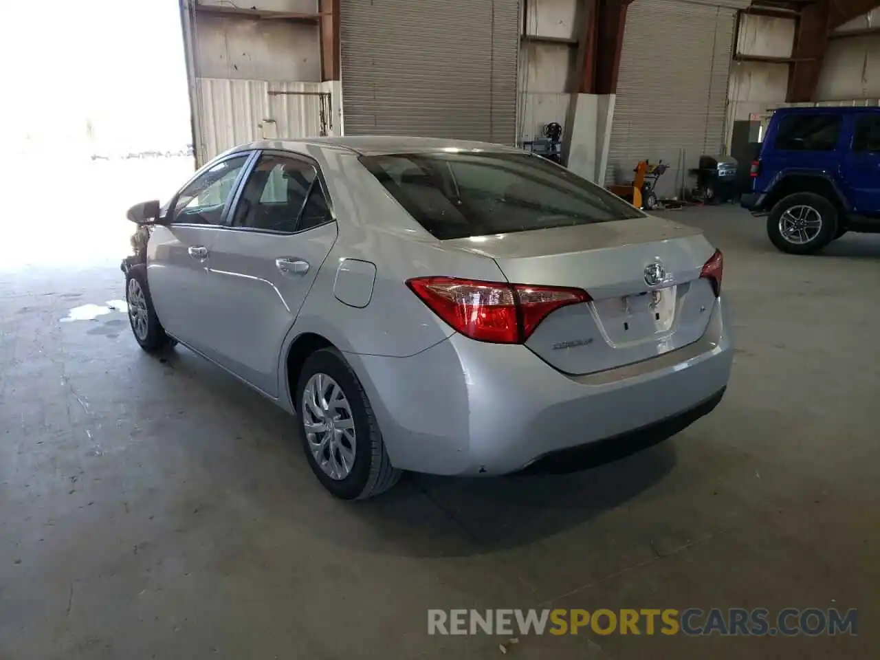 3 Photograph of a damaged car 2T1BURHE0KC243270 TOYOTA COROLLA 2019