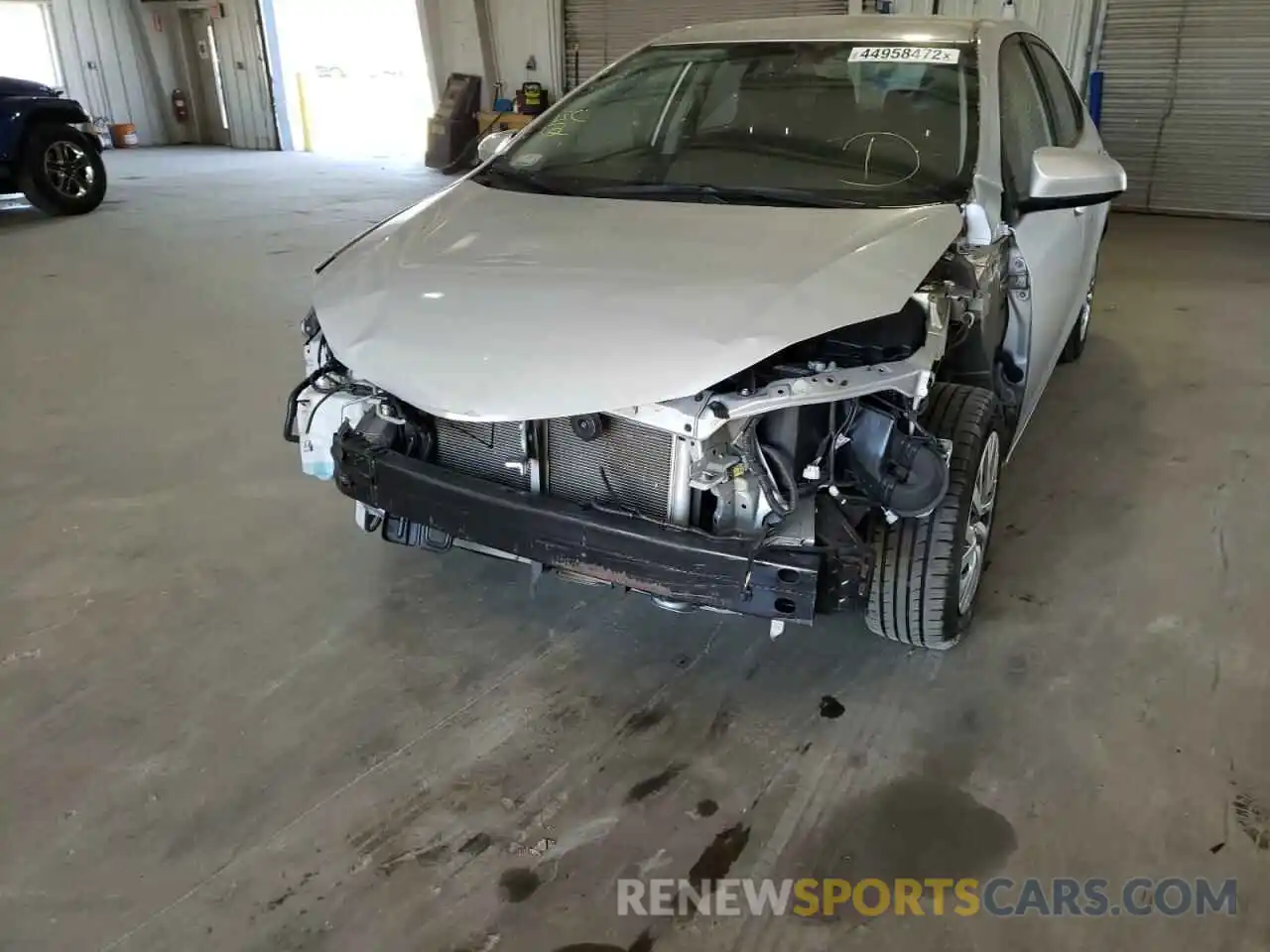 9 Photograph of a damaged car 2T1BURHE0KC243270 TOYOTA COROLLA 2019