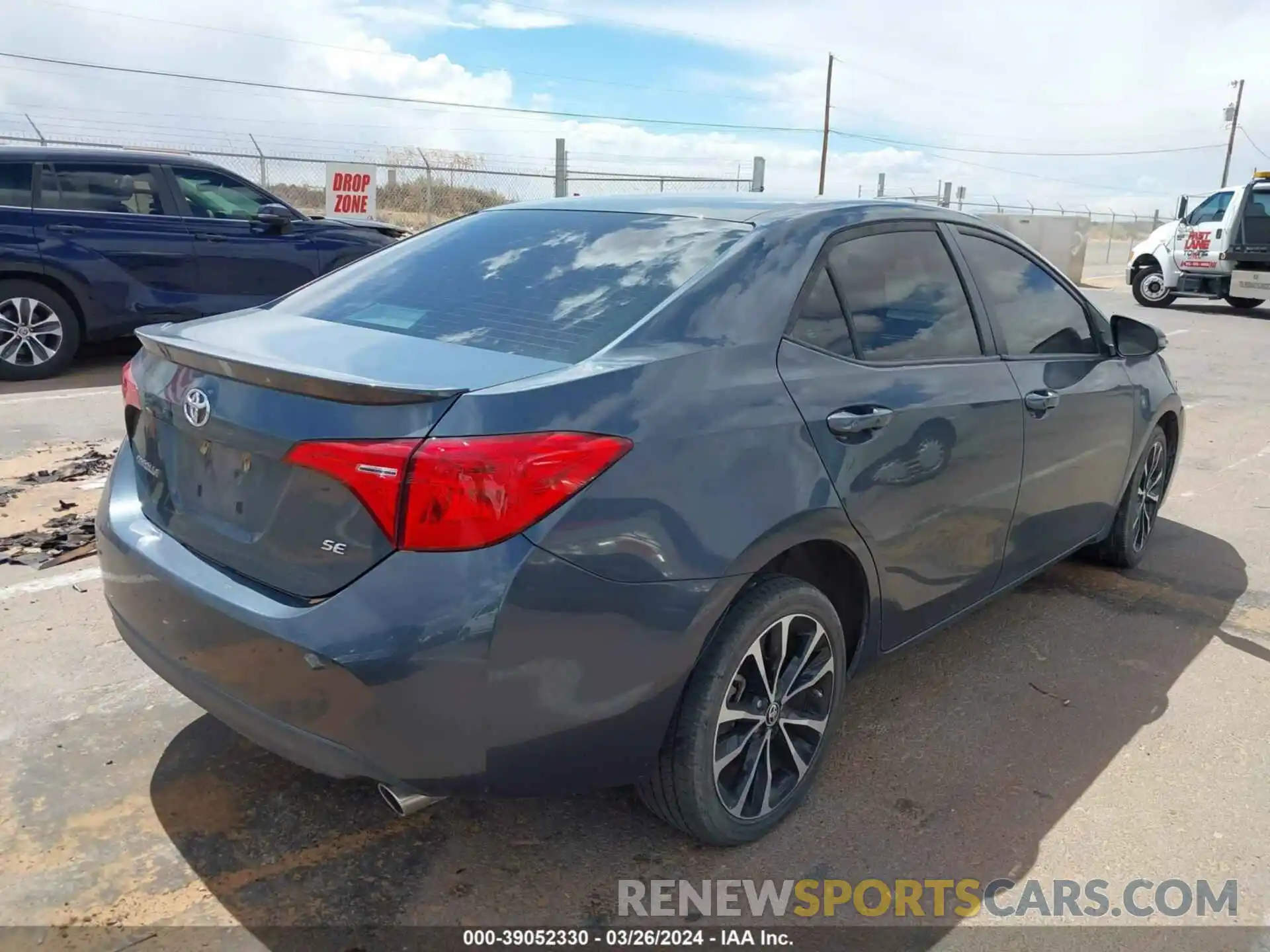 4 Photograph of a damaged car 2T1BURHE0KC243477 TOYOTA COROLLA 2019