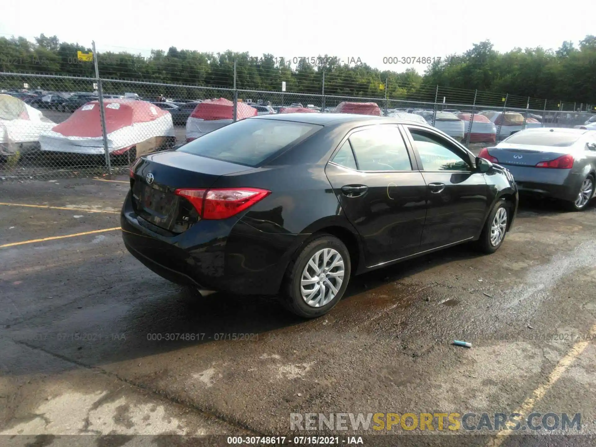 4 Photograph of a damaged car 2T1BURHE0KC243947 TOYOTA COROLLA 2019