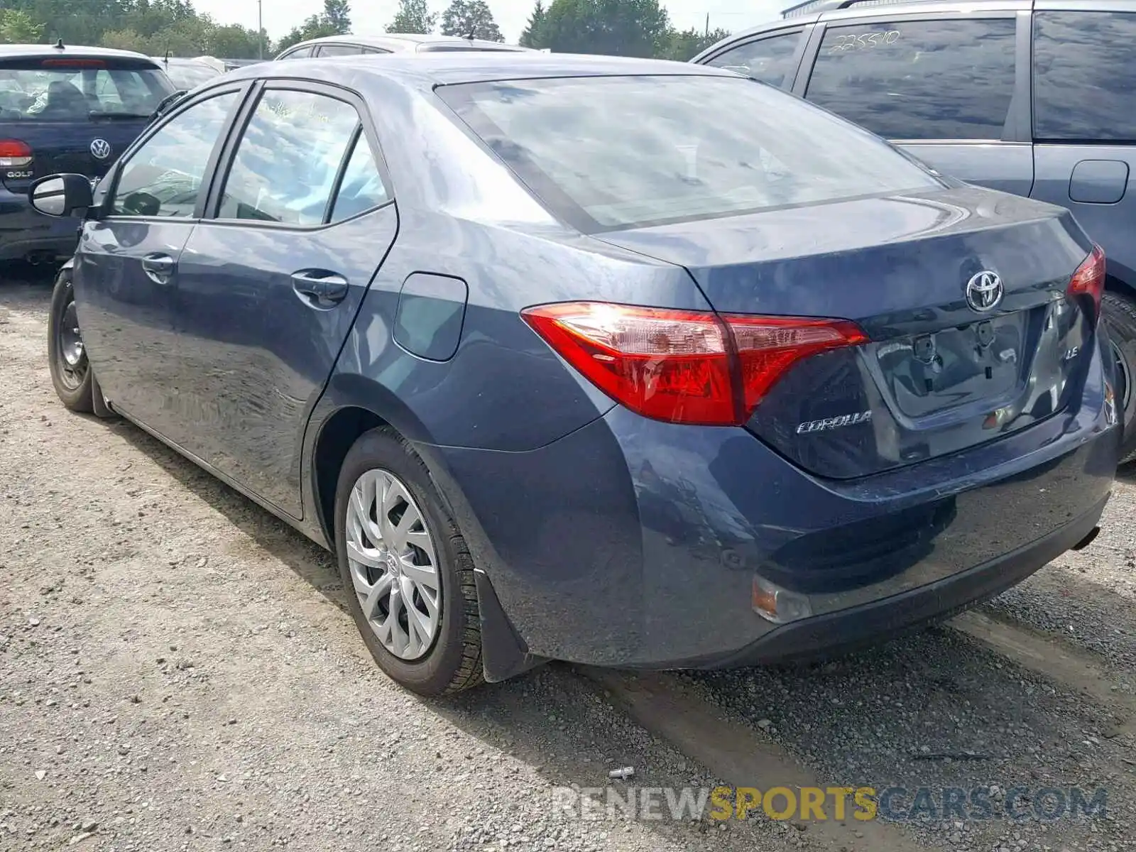 3 Photograph of a damaged car 2T1BURHE0KC245472 TOYOTA COROLLA 2019