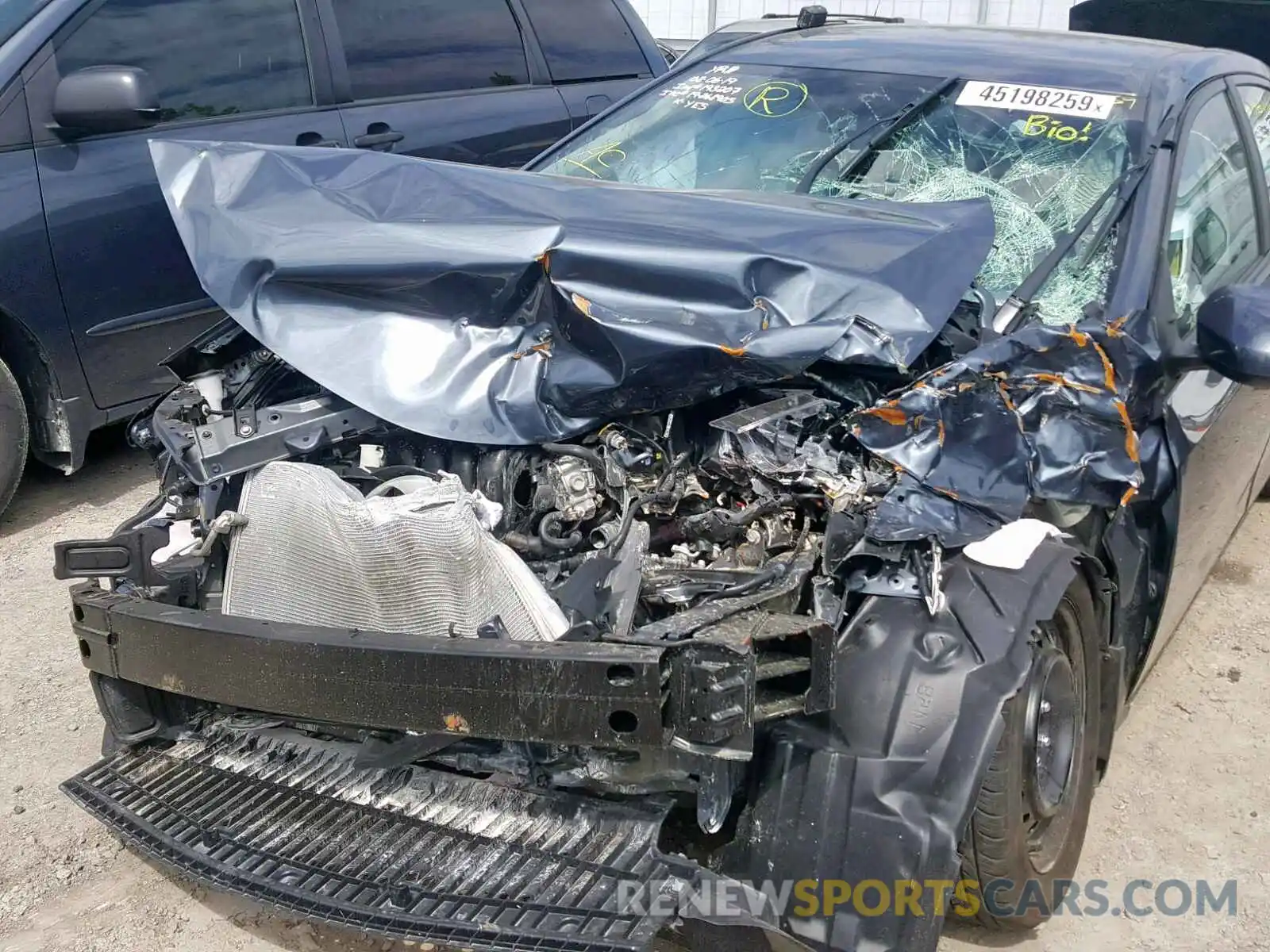 9 Photograph of a damaged car 2T1BURHE0KC245472 TOYOTA COROLLA 2019