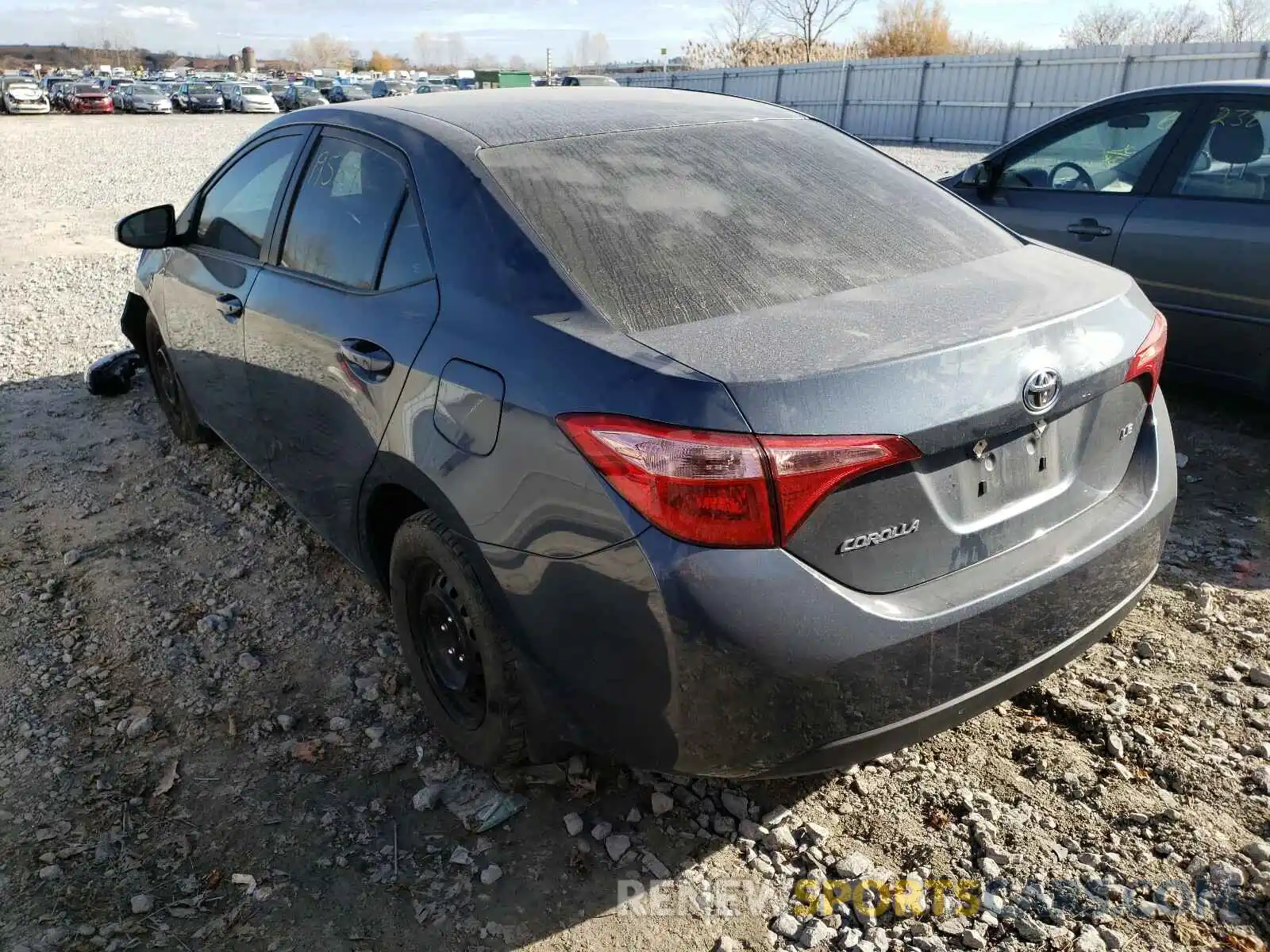 3 Photograph of a damaged car 2T1BURHE0KC246363 TOYOTA COROLLA 2019