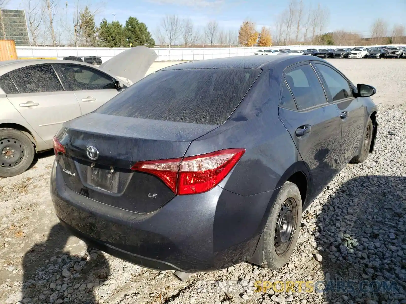 4 Photograph of a damaged car 2T1BURHE0KC246363 TOYOTA COROLLA 2019