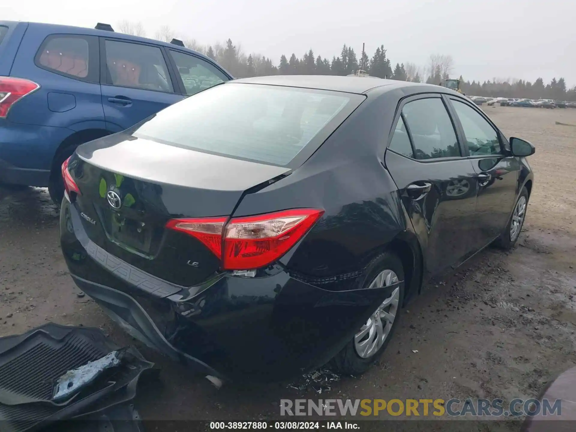 4 Photograph of a damaged car 2T1BURHE0KC246444 TOYOTA COROLLA 2019