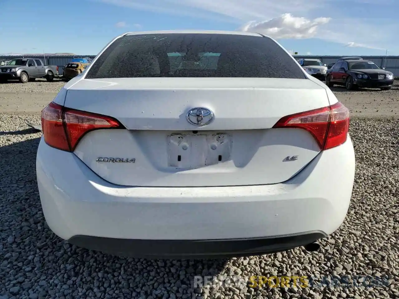 6 Photograph of a damaged car 2T1BURHE0KC246931 TOYOTA COROLLA 2019