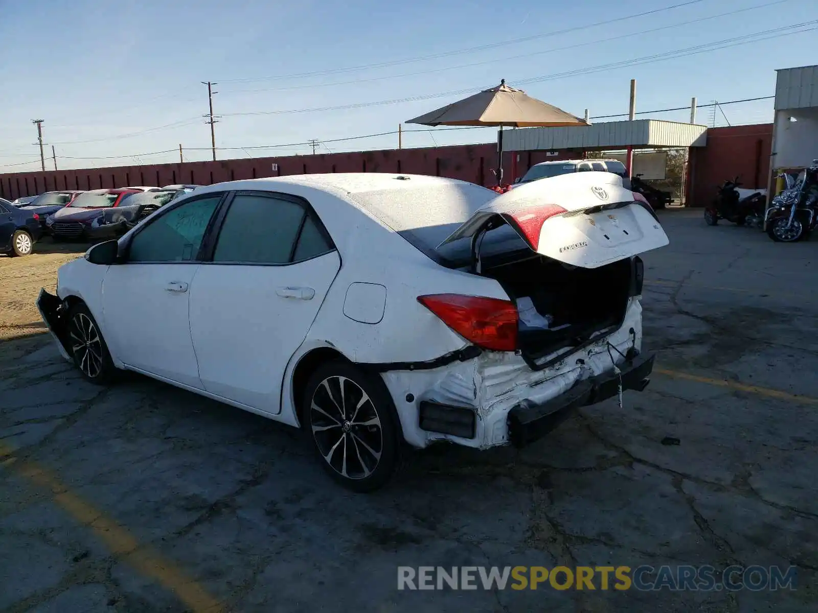 3 Photograph of a damaged car 2T1BURHE1KC125714 TOYOTA COROLLA 2019