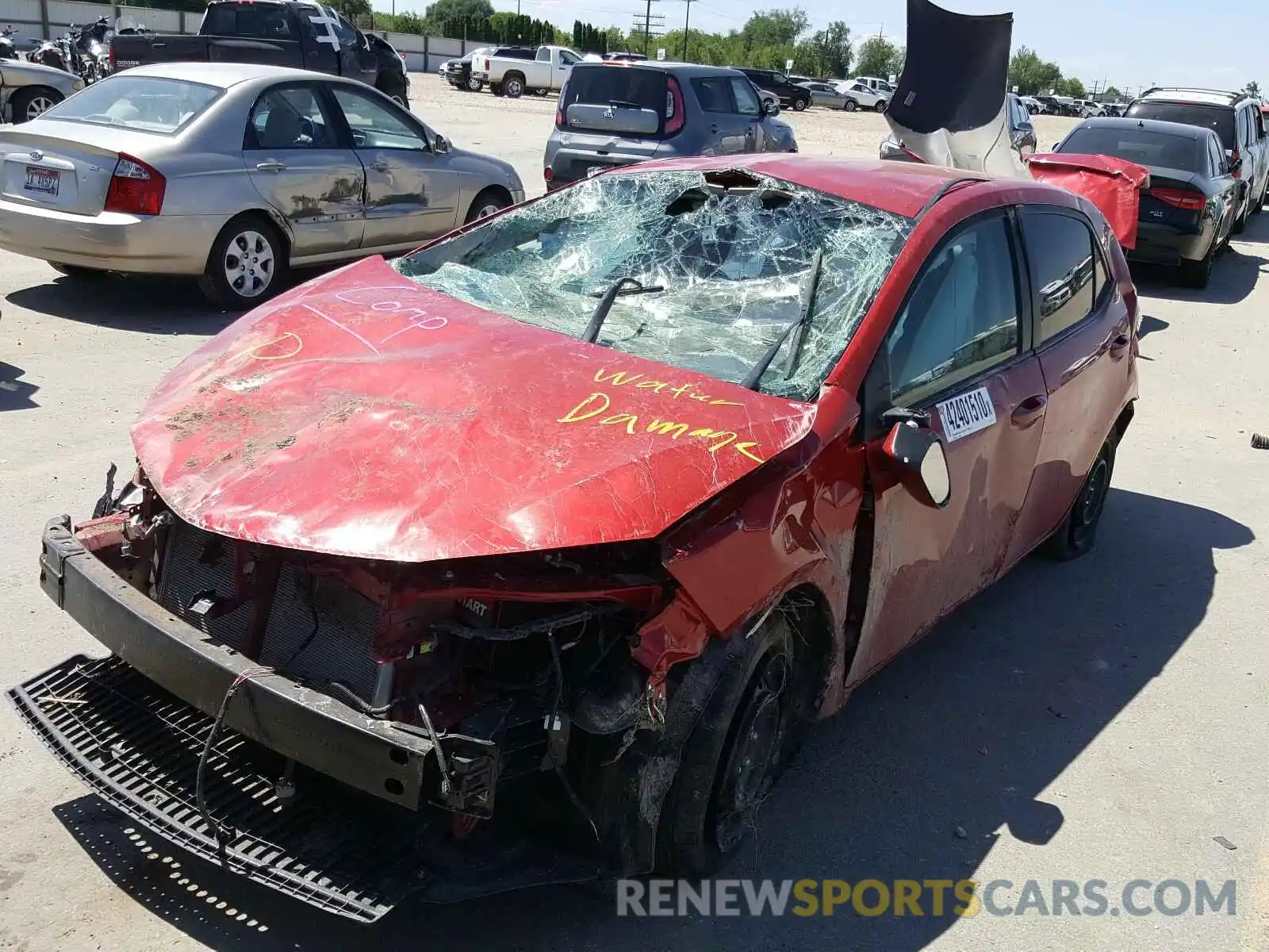 2 Photograph of a damaged car 2T1BURHE1KC125728 TOYOTA COROLLA 2019