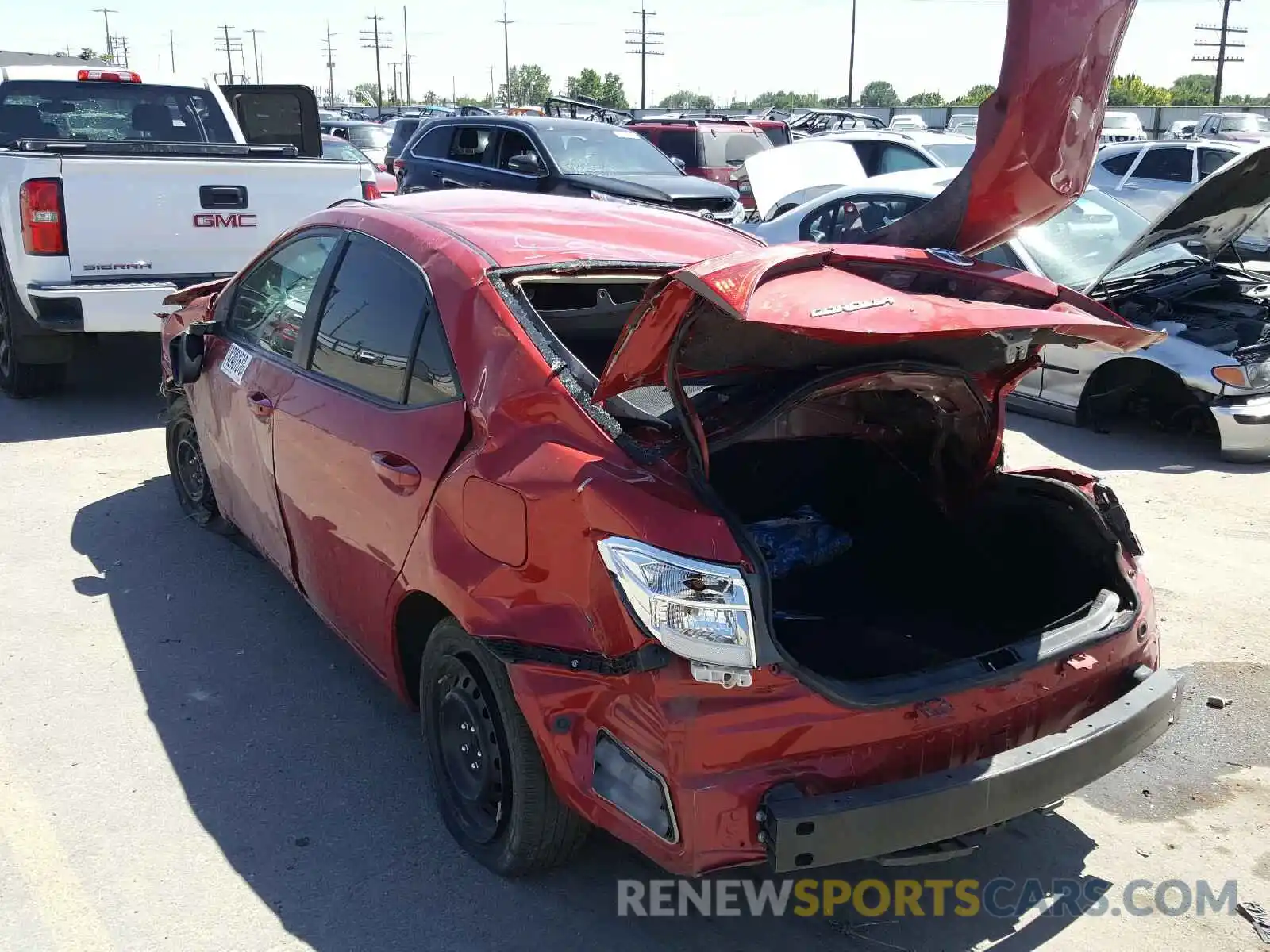 3 Photograph of a damaged car 2T1BURHE1KC125728 TOYOTA COROLLA 2019