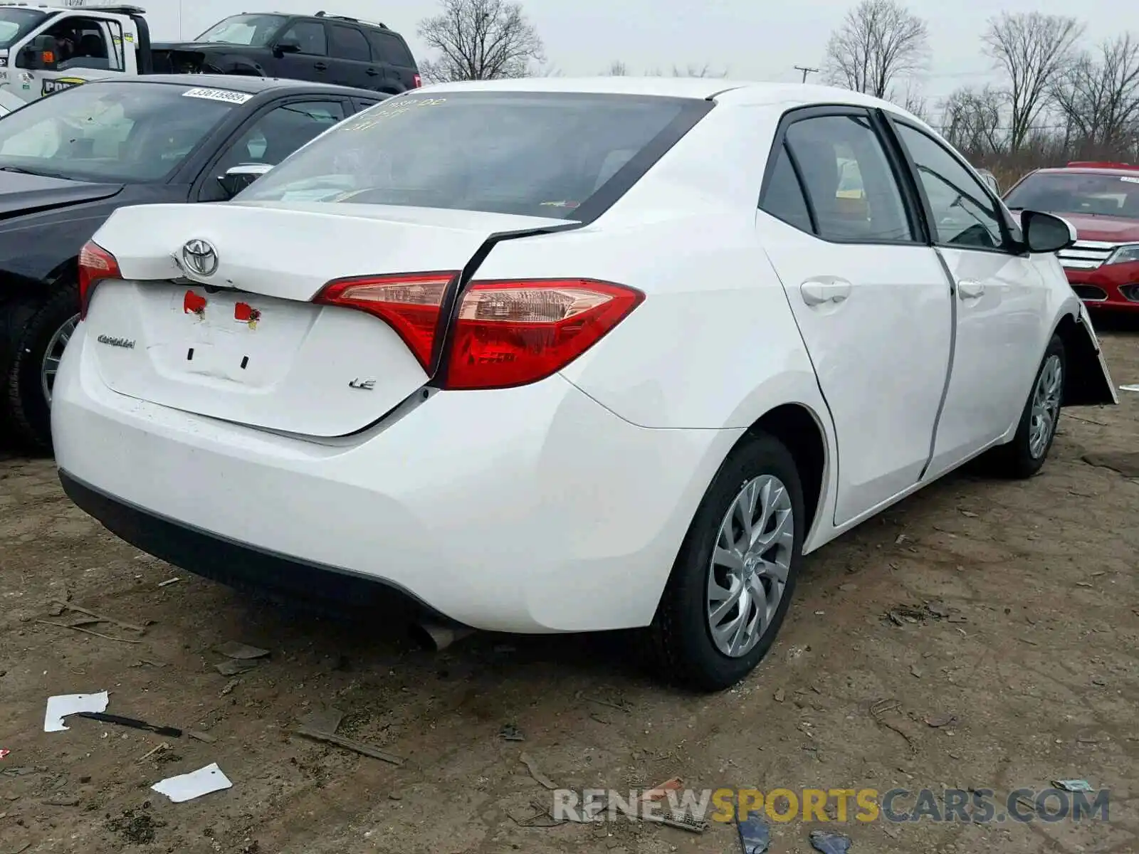 4 Photograph of a damaged car 2T1BURHE1KC126281 TOYOTA COROLLA 2019