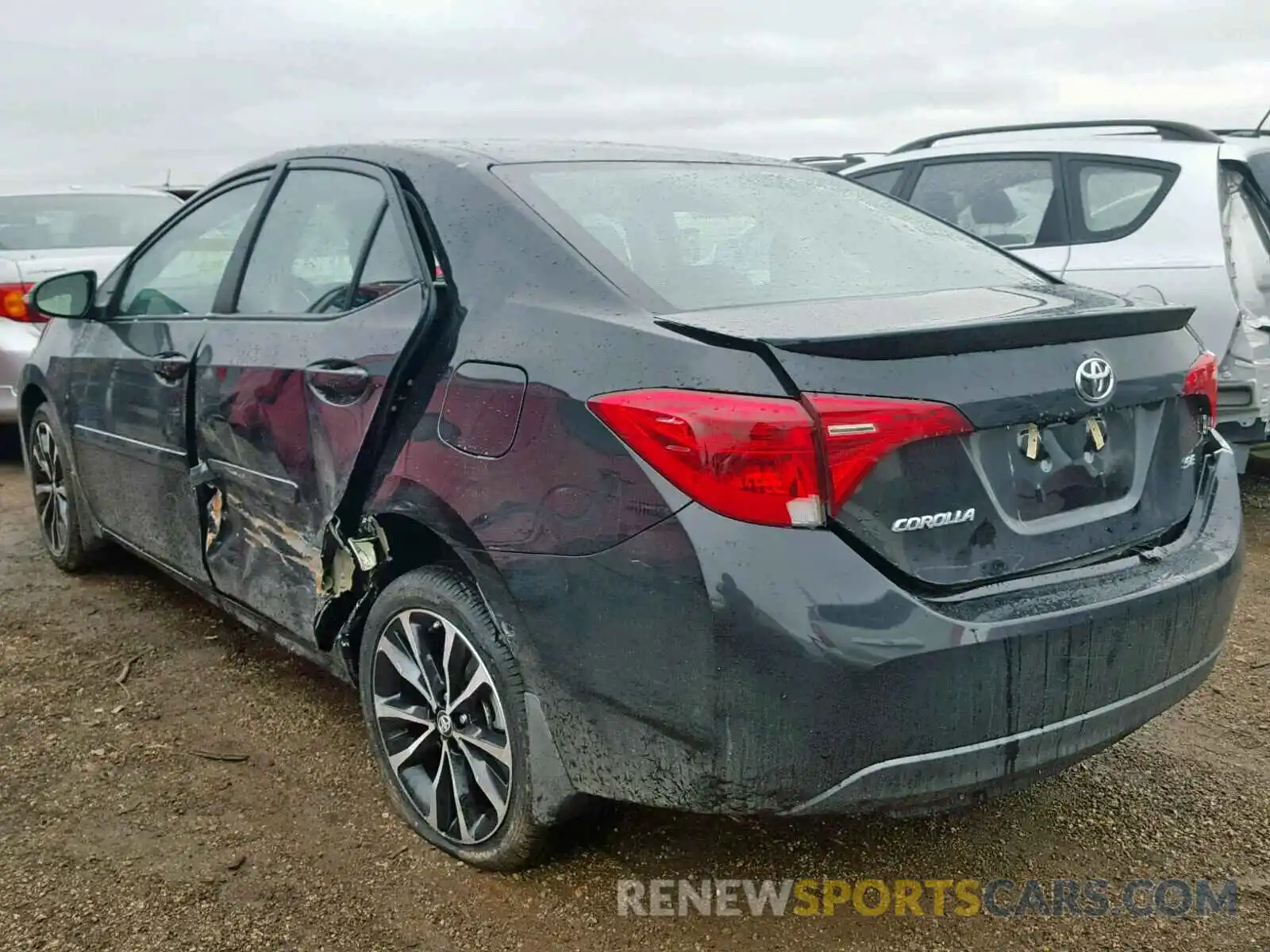 3 Photograph of a damaged car 2T1BURHE1KC126930 TOYOTA COROLLA 2019