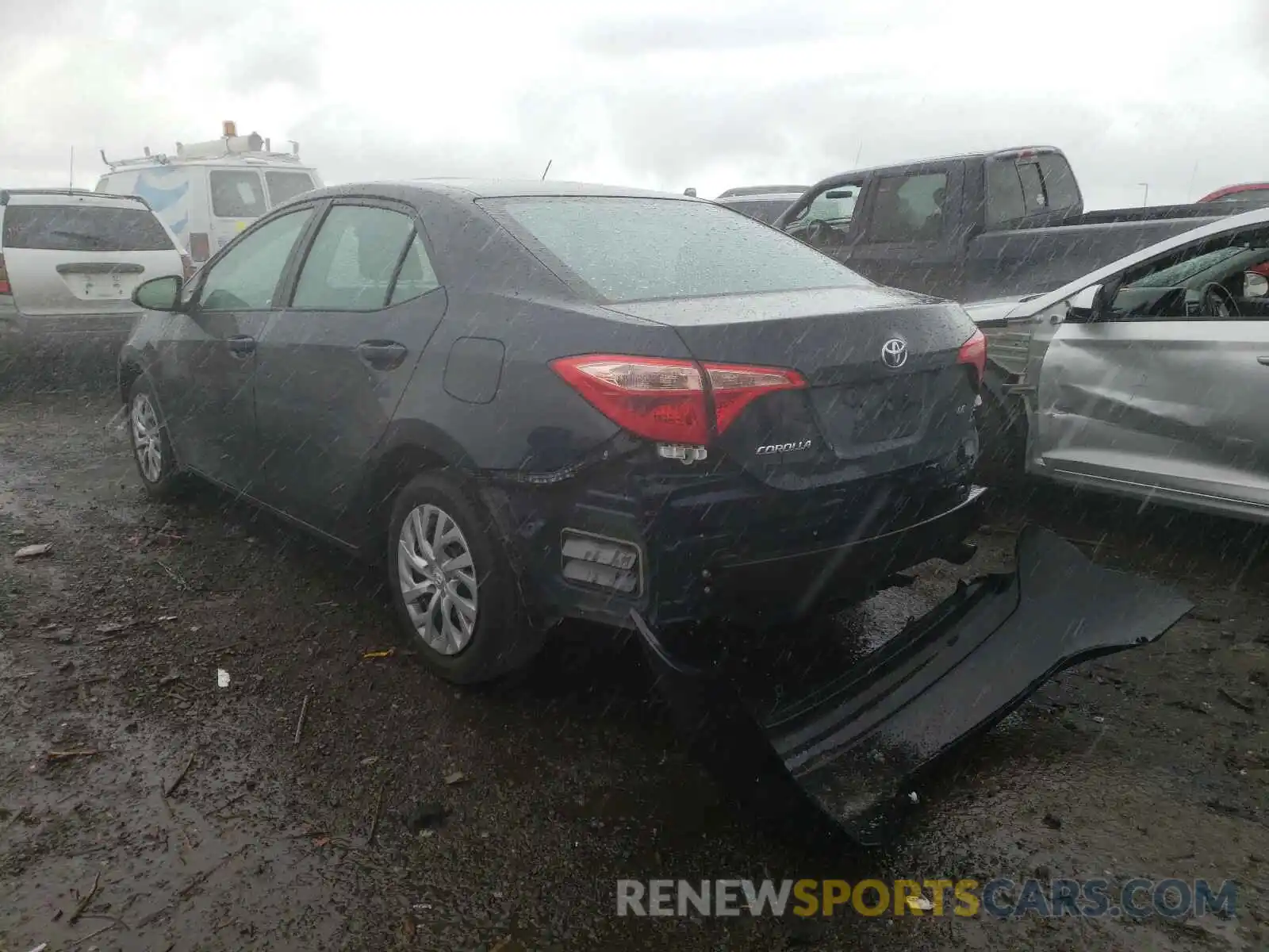 3 Photograph of a damaged car 2T1BURHE1KC127432 TOYOTA COROLLA 2019