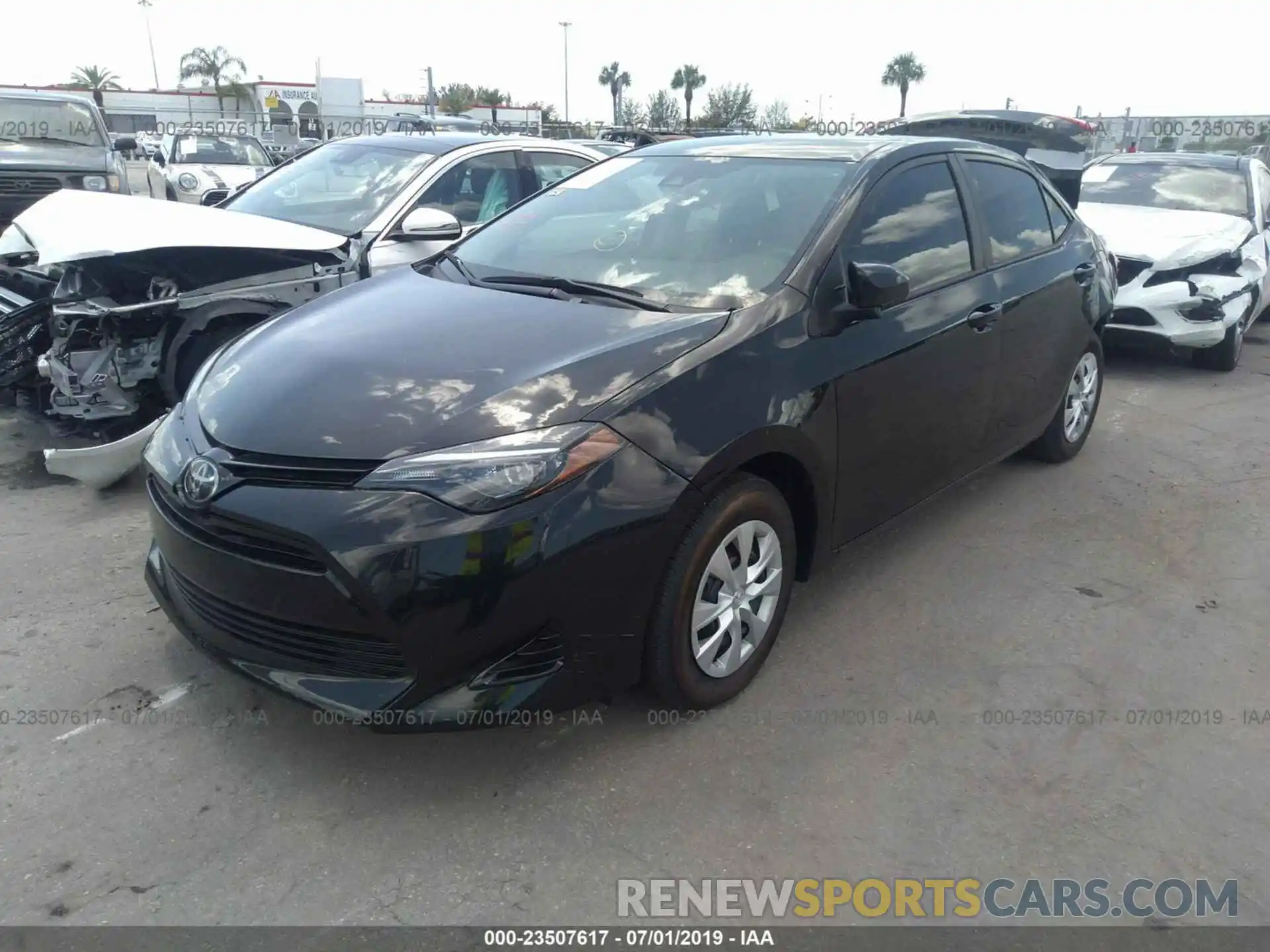 2 Photograph of a damaged car 2T1BURHE1KC127785 TOYOTA COROLLA 2019