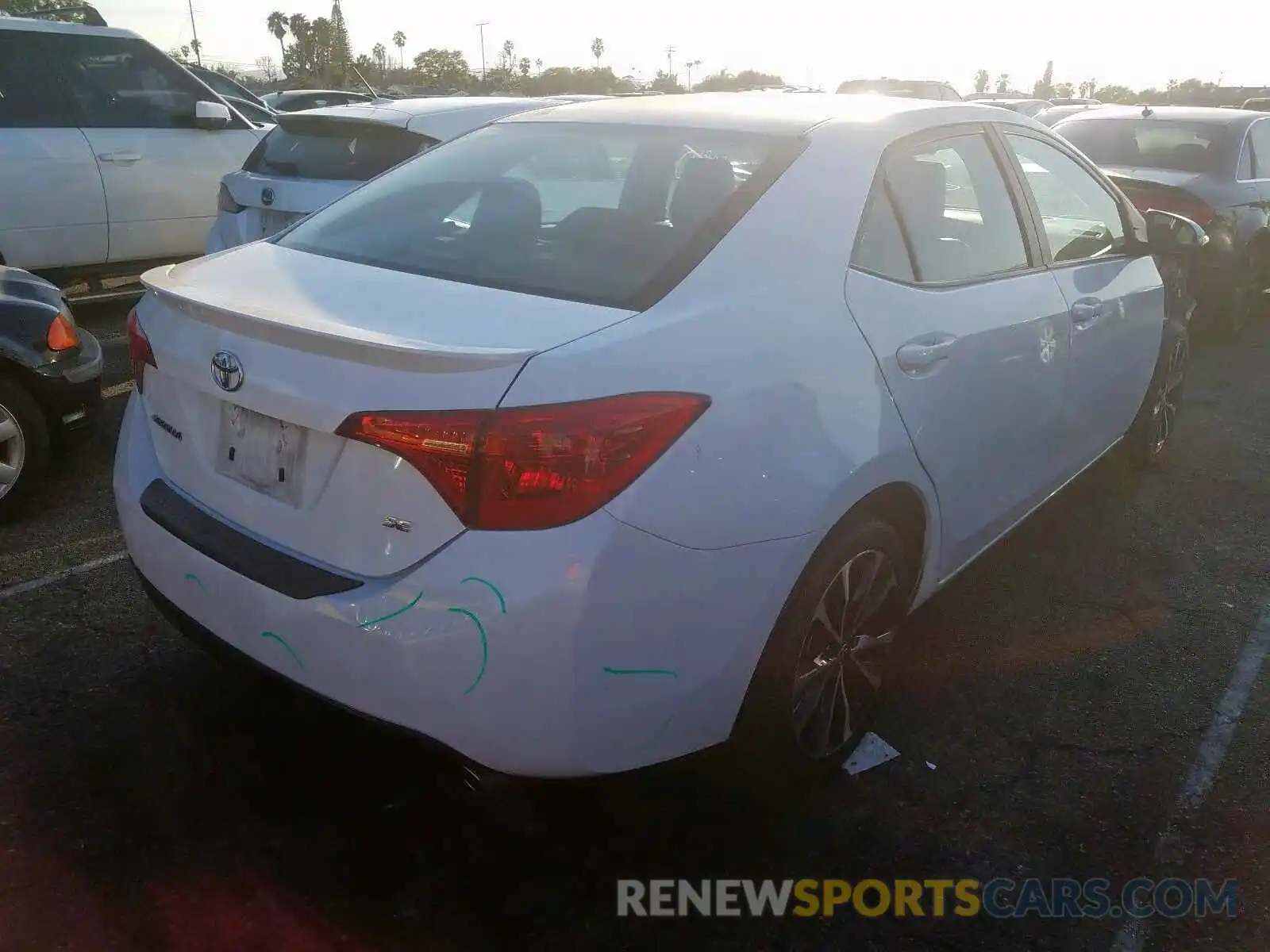 4 Photograph of a damaged car 2T1BURHE1KC130735 TOYOTA COROLLA 2019