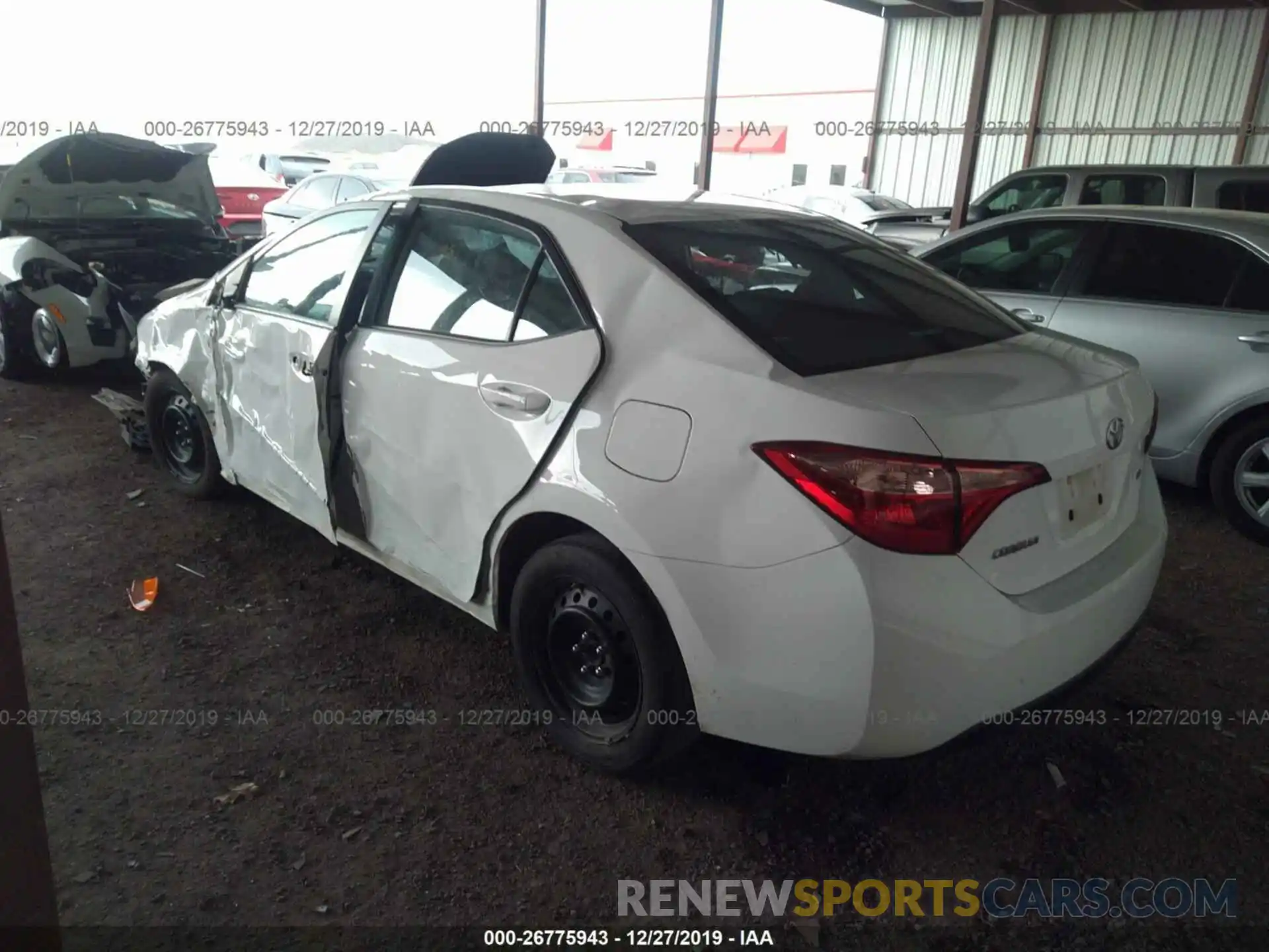 3 Photograph of a damaged car 2T1BURHE1KC130833 TOYOTA COROLLA 2019