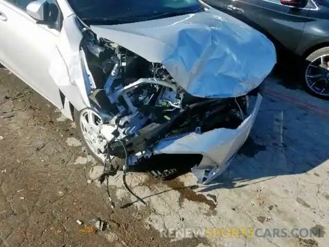 9 Photograph of a damaged car 2T1BURHE1KC131996 TOYOTA COROLLA 2019