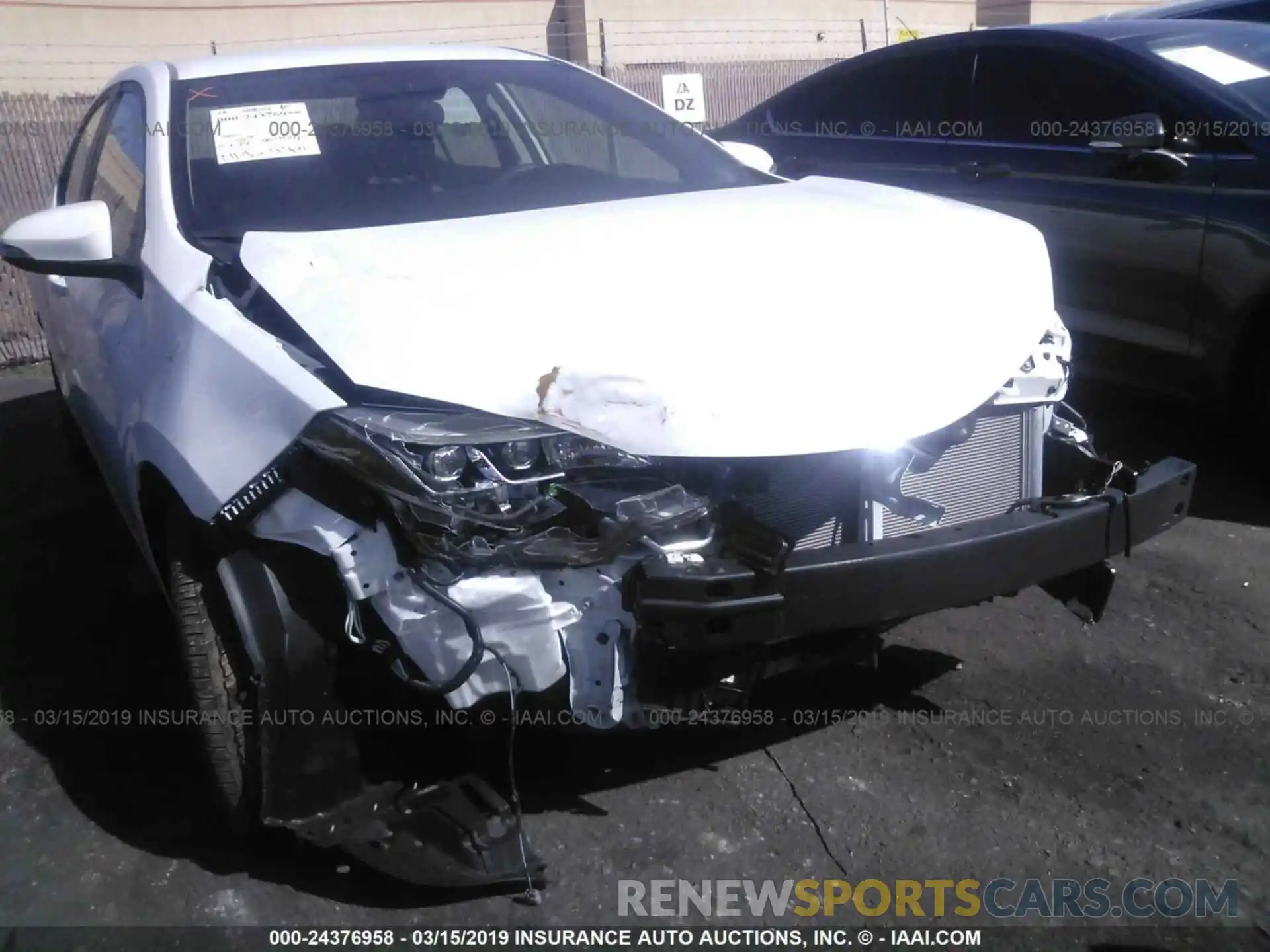 6 Photograph of a damaged car 2T1BURHE1KC132243 TOYOTA COROLLA 2019