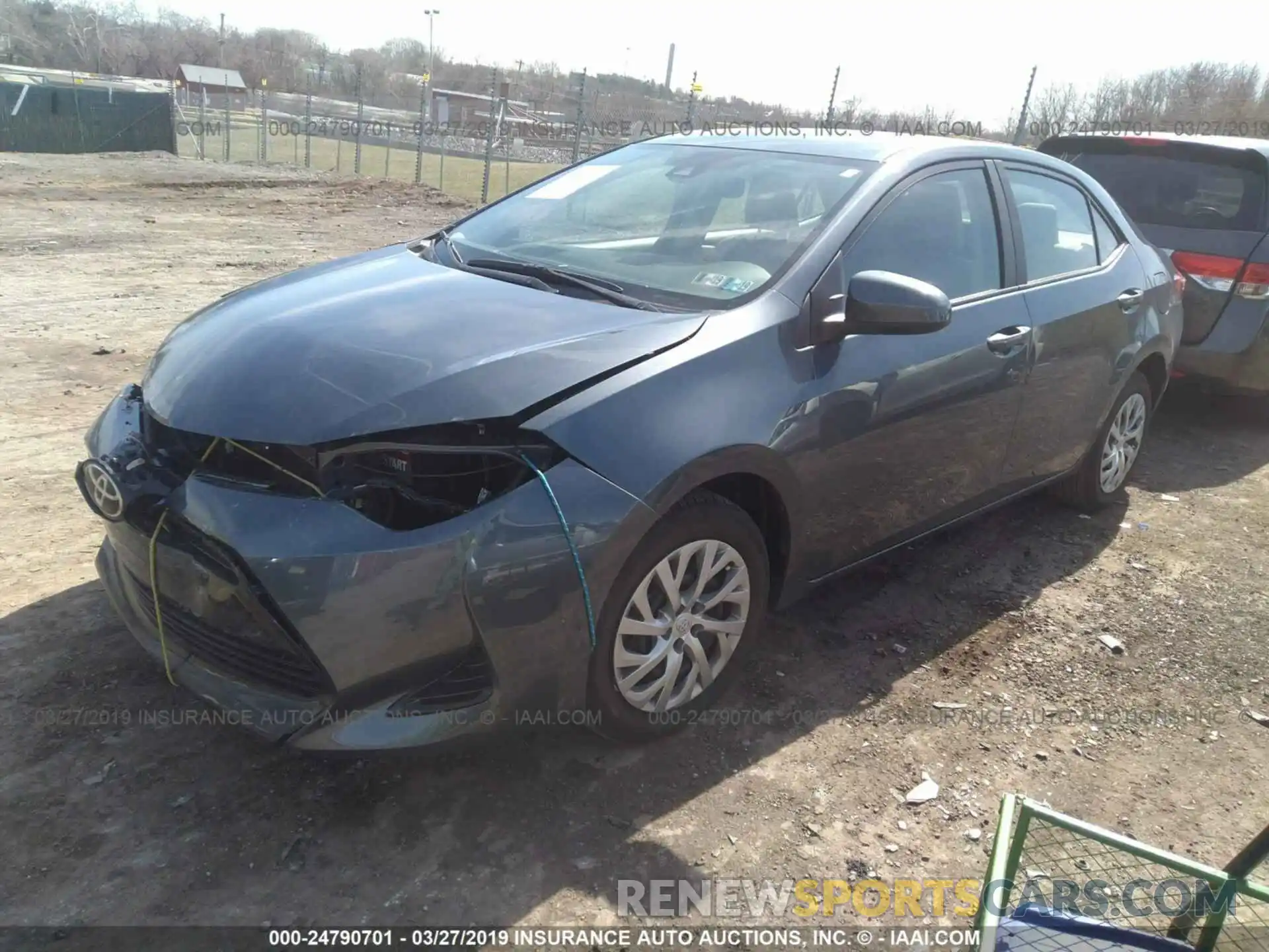 2 Фотография поврежденного автомобиля 2T1BURHE1KC132467 TOYOTA COROLLA 2019