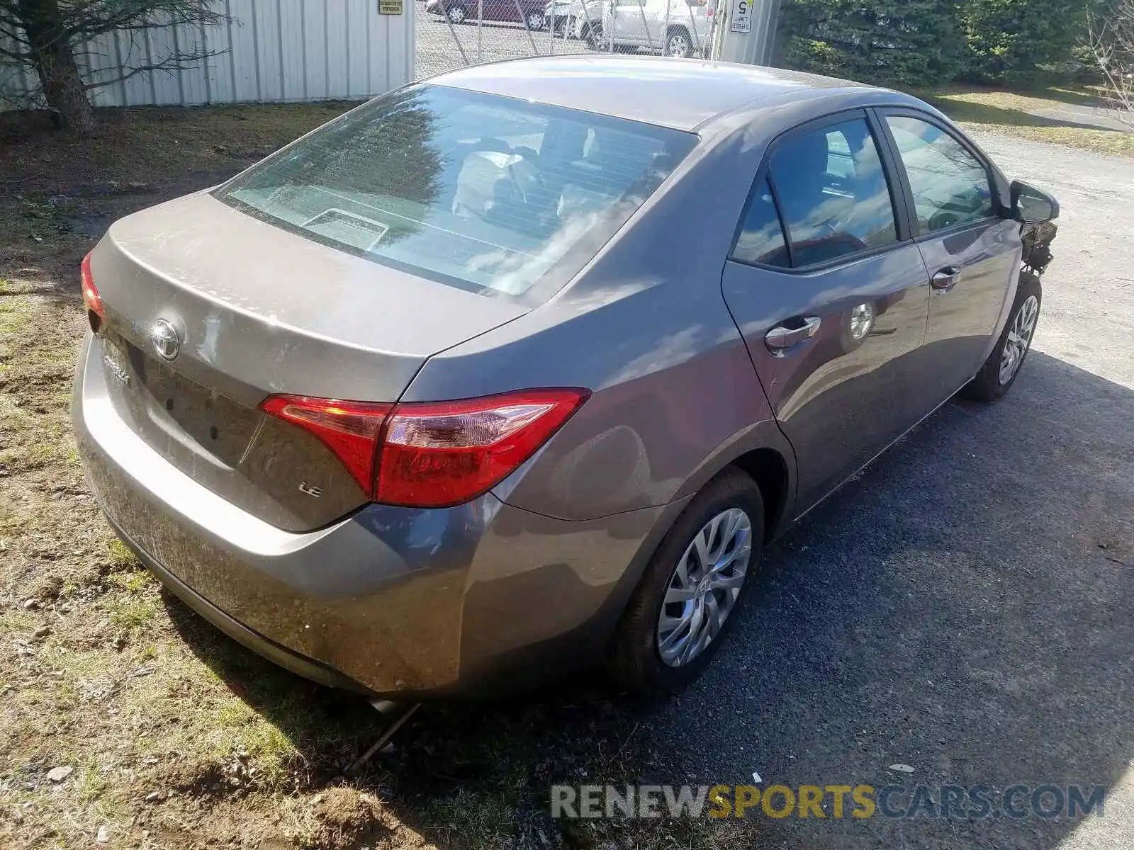 4 Photograph of a damaged car 2T1BURHE1KC133859 TOYOTA COROLLA 2019