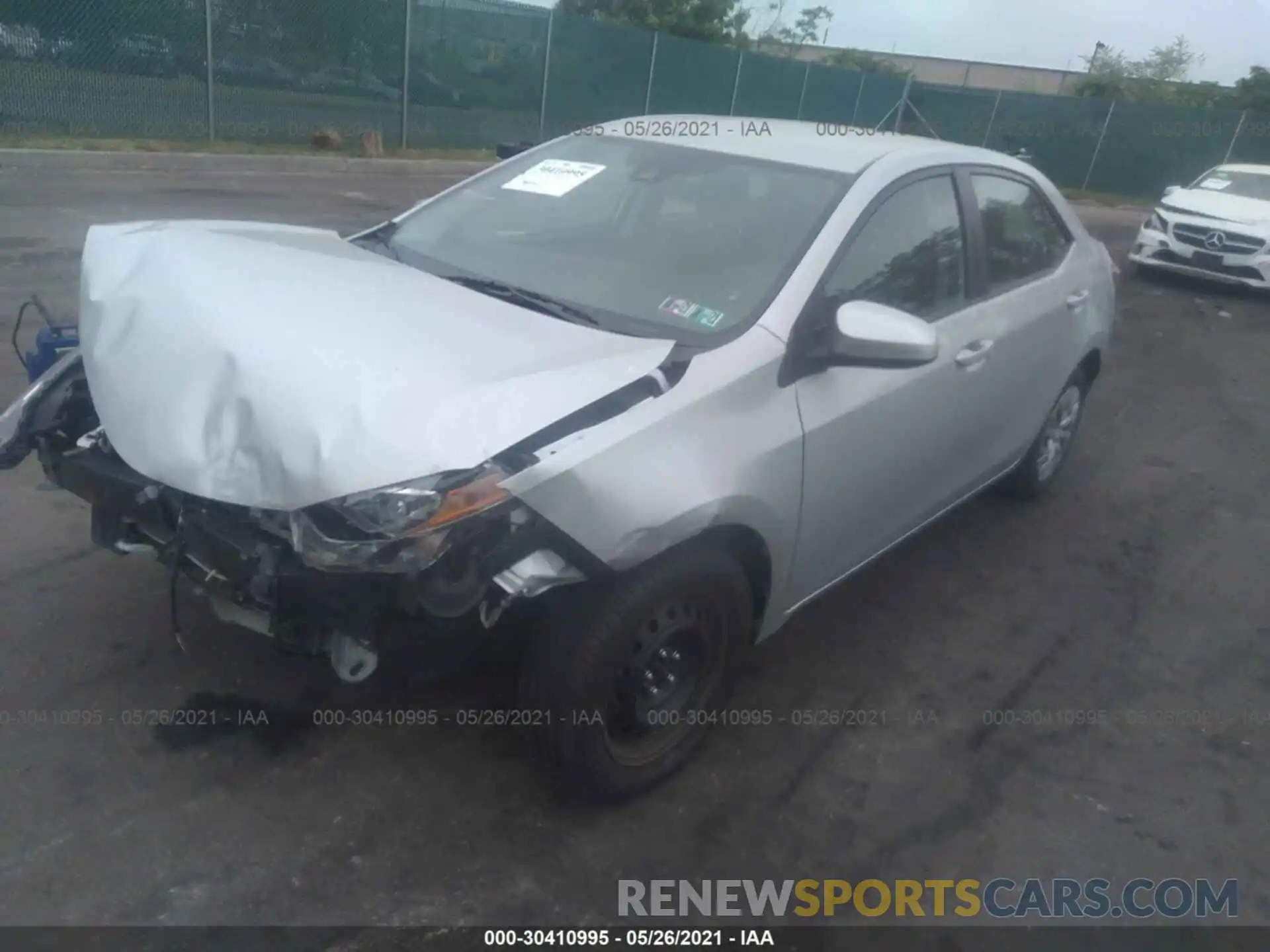 2 Photograph of a damaged car 2T1BURHE1KC134140 TOYOTA COROLLA 2019