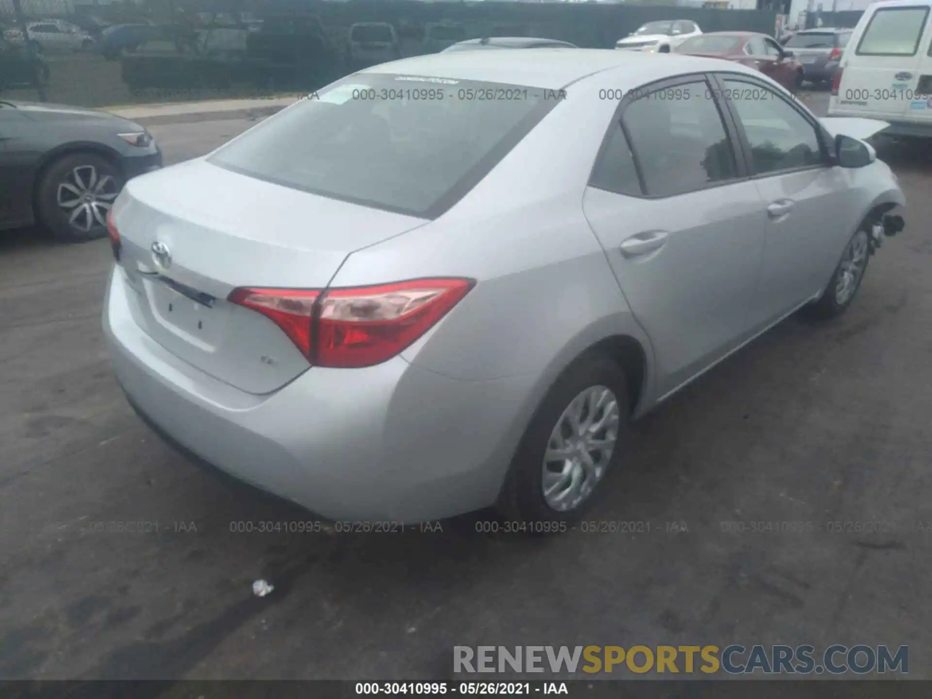 4 Photograph of a damaged car 2T1BURHE1KC134140 TOYOTA COROLLA 2019