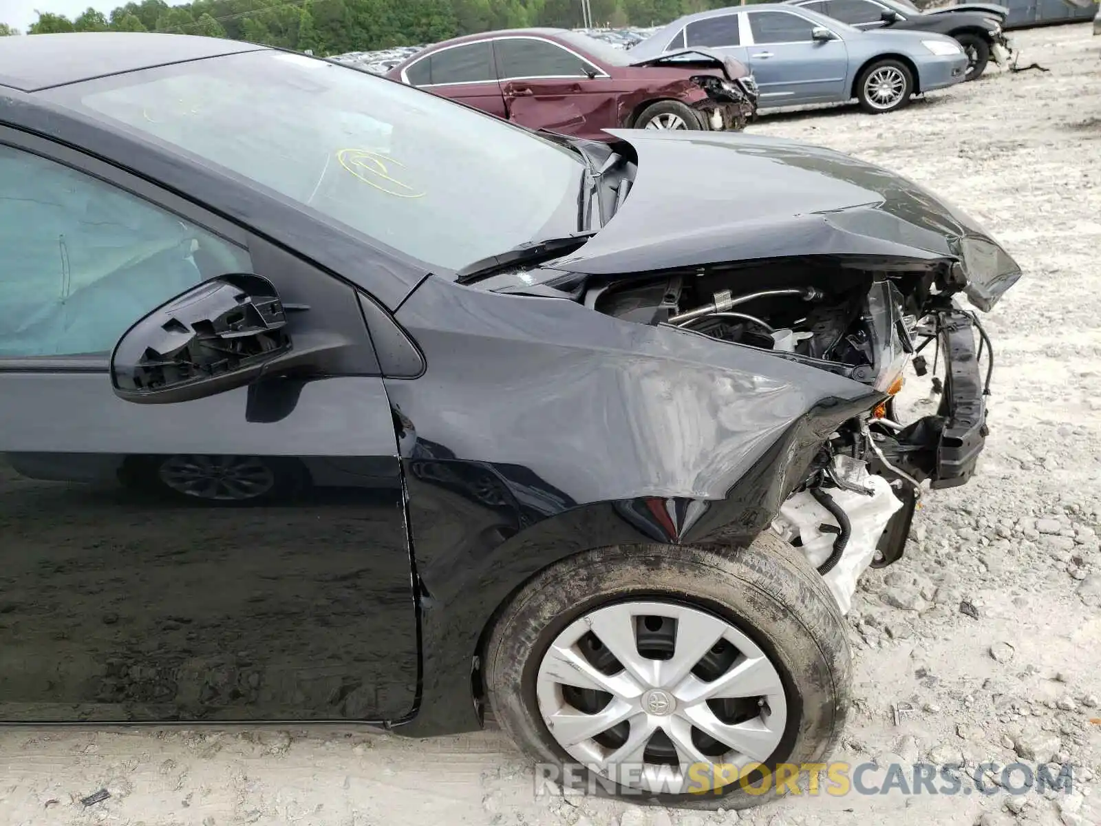 9 Photograph of a damaged car 2T1BURHE1KC134462 TOYOTA COROLLA 2019