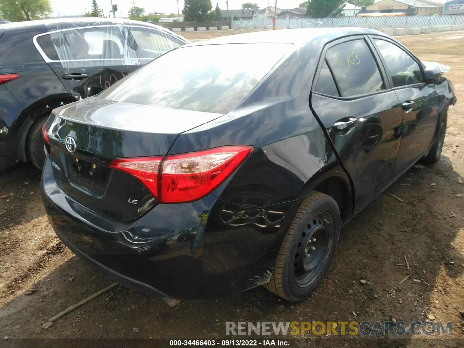 4 Photograph of a damaged car 2T1BURHE1KC135627 TOYOTA COROLLA 2019