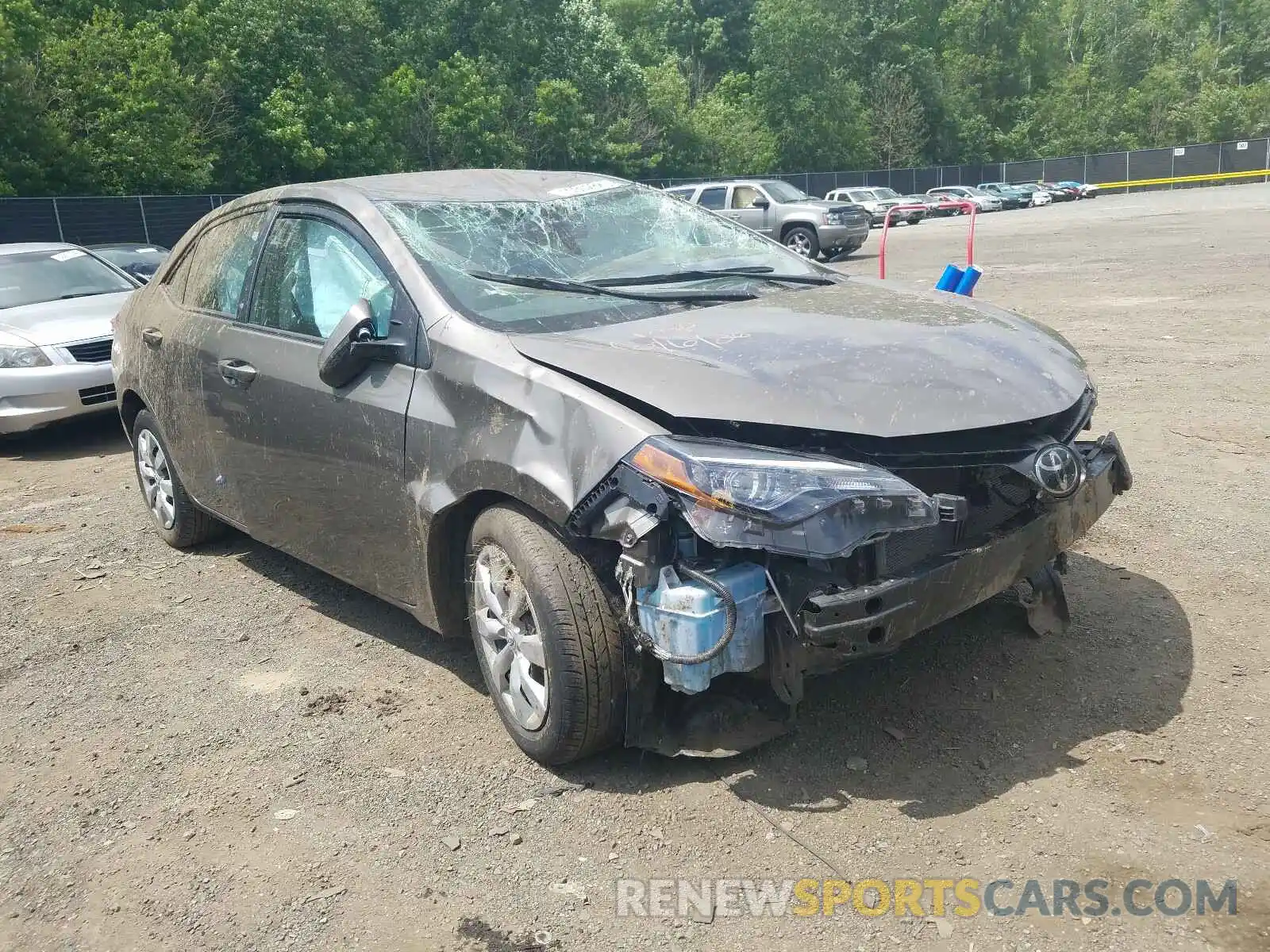 1 Фотография поврежденного автомобиля 2T1BURHE1KC136163 TOYOTA COROLLA 2019