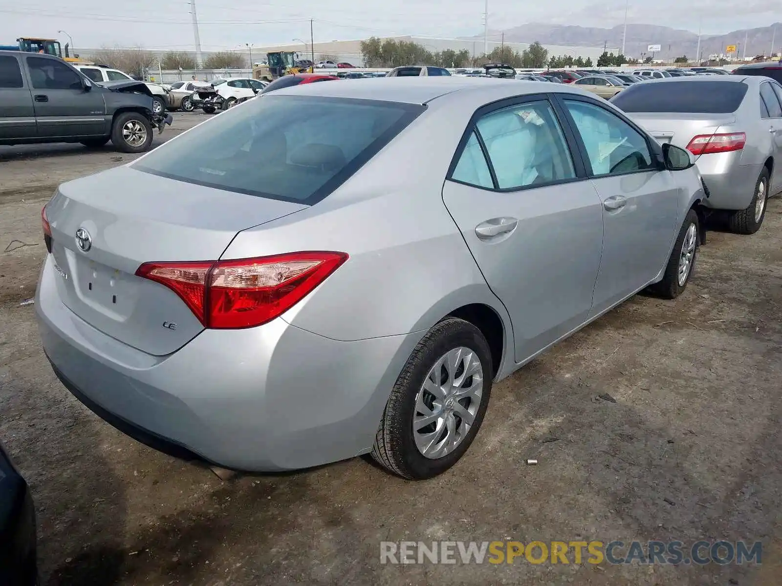 4 Photograph of a damaged car 2T1BURHE1KC136681 TOYOTA COROLLA 2019