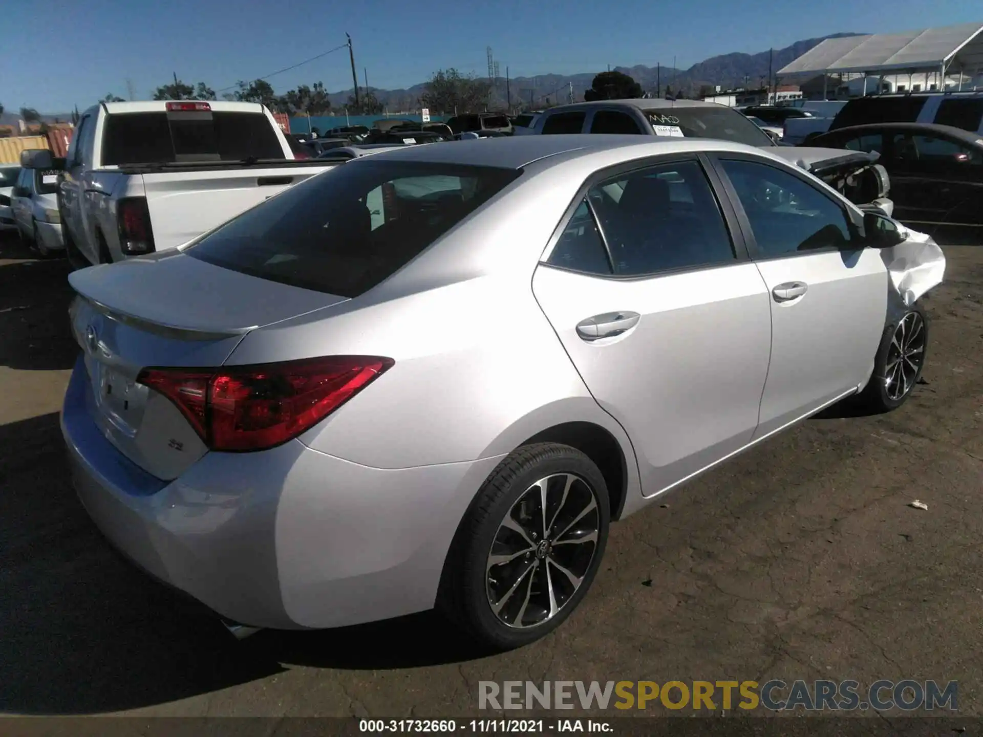 4 Photograph of a damaged car 2T1BURHE1KC139239 TOYOTA COROLLA 2019