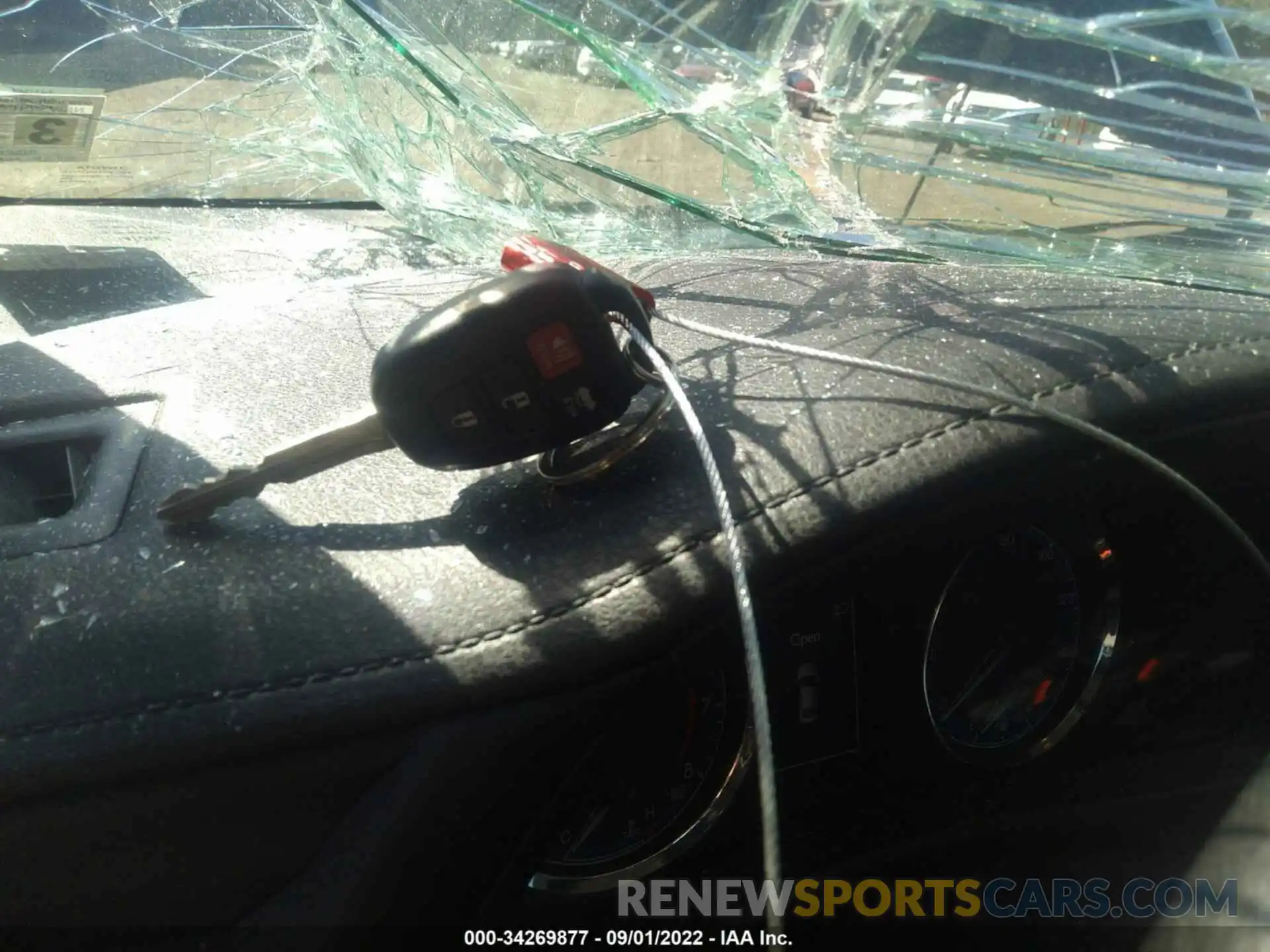 11 Photograph of a damaged car 2T1BURHE1KC139595 TOYOTA COROLLA 2019