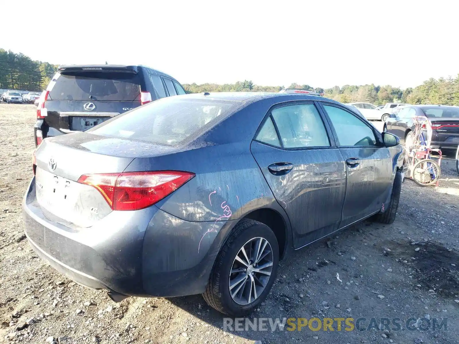 4 Photograph of a damaged car 2T1BURHE1KC139905 TOYOTA COROLLA 2019