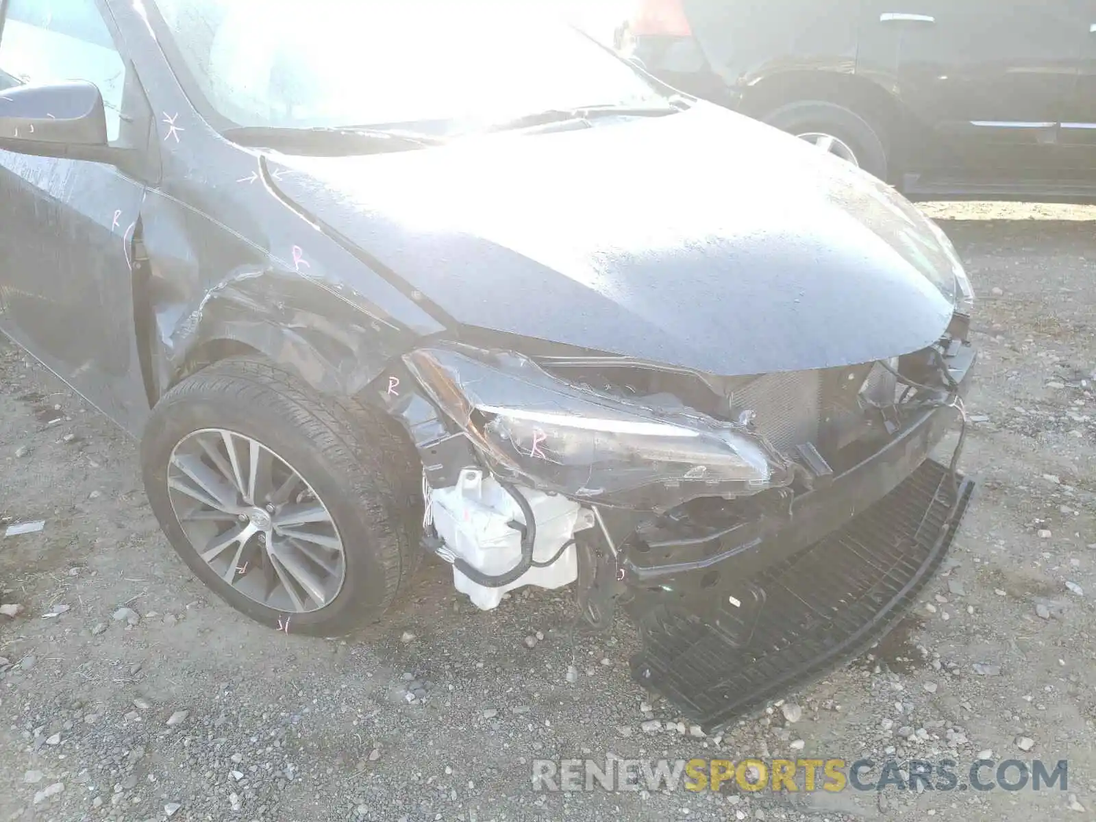 9 Photograph of a damaged car 2T1BURHE1KC139905 TOYOTA COROLLA 2019