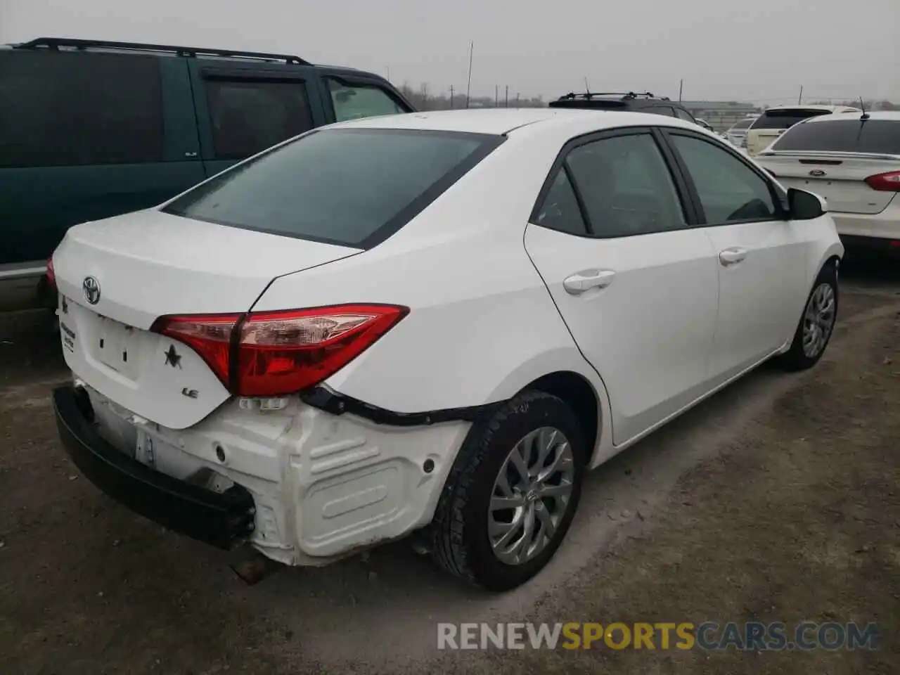 4 Photograph of a damaged car 2T1BURHE1KC140617 TOYOTA COROLLA 2019