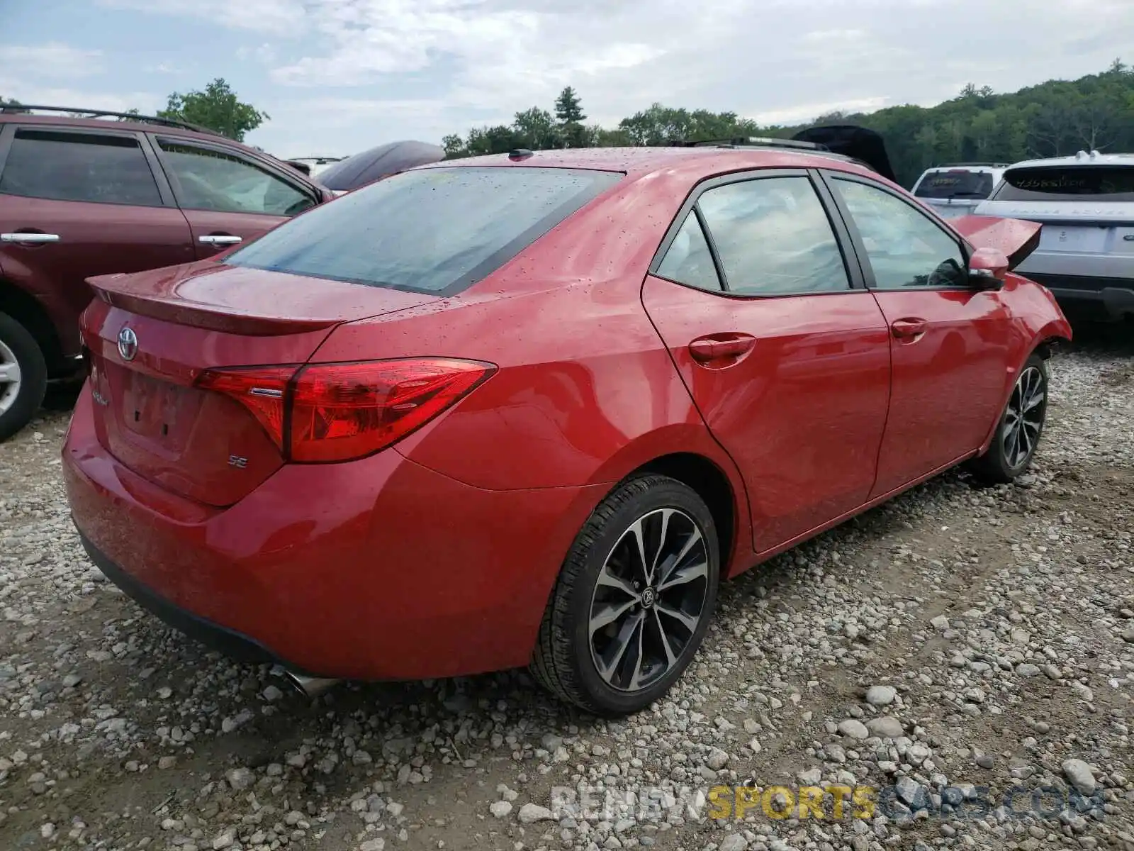 4 Photograph of a damaged car 2T1BURHE1KC141637 TOYOTA COROLLA 2019