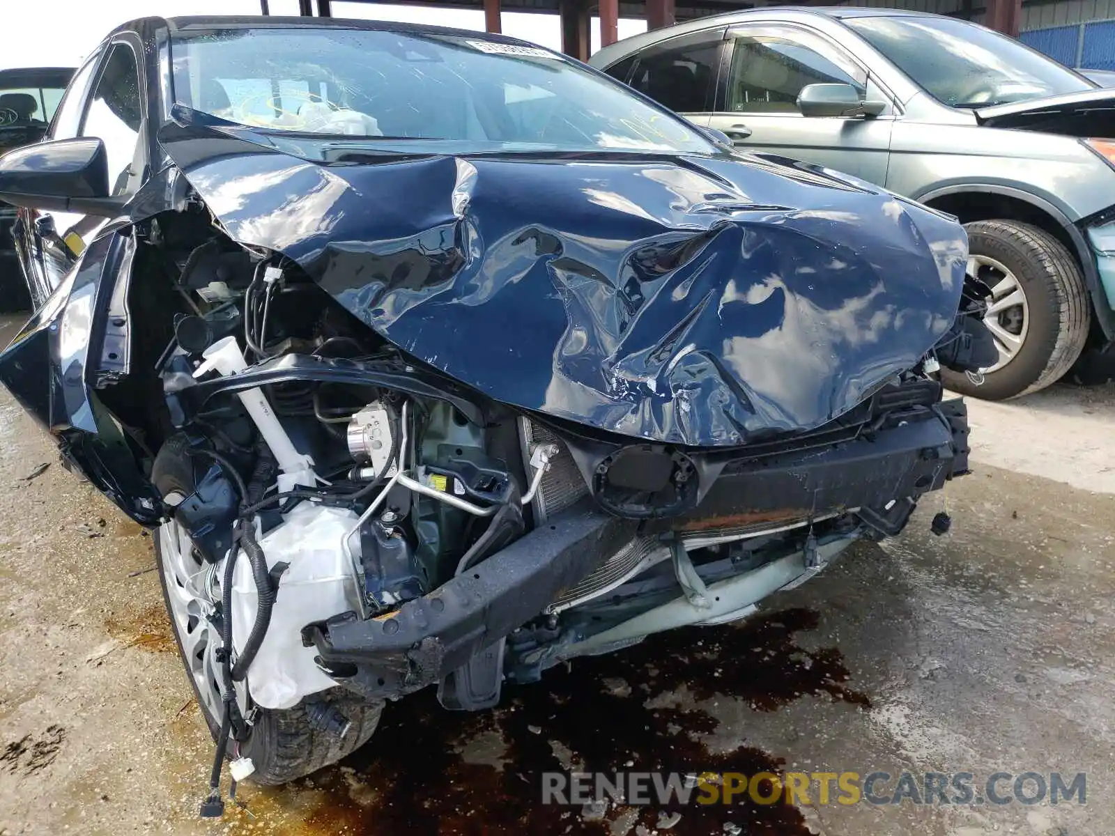 9 Photograph of a damaged car 2T1BURHE1KC142027 TOYOTA COROLLA 2019